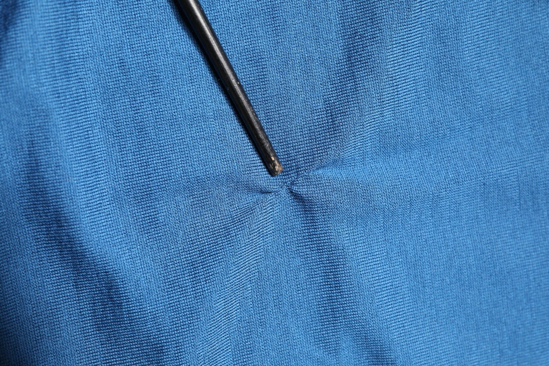 Dolce & Gabbana Blue Cashmere Crown V-neck Pullover Sweater - RIMODA