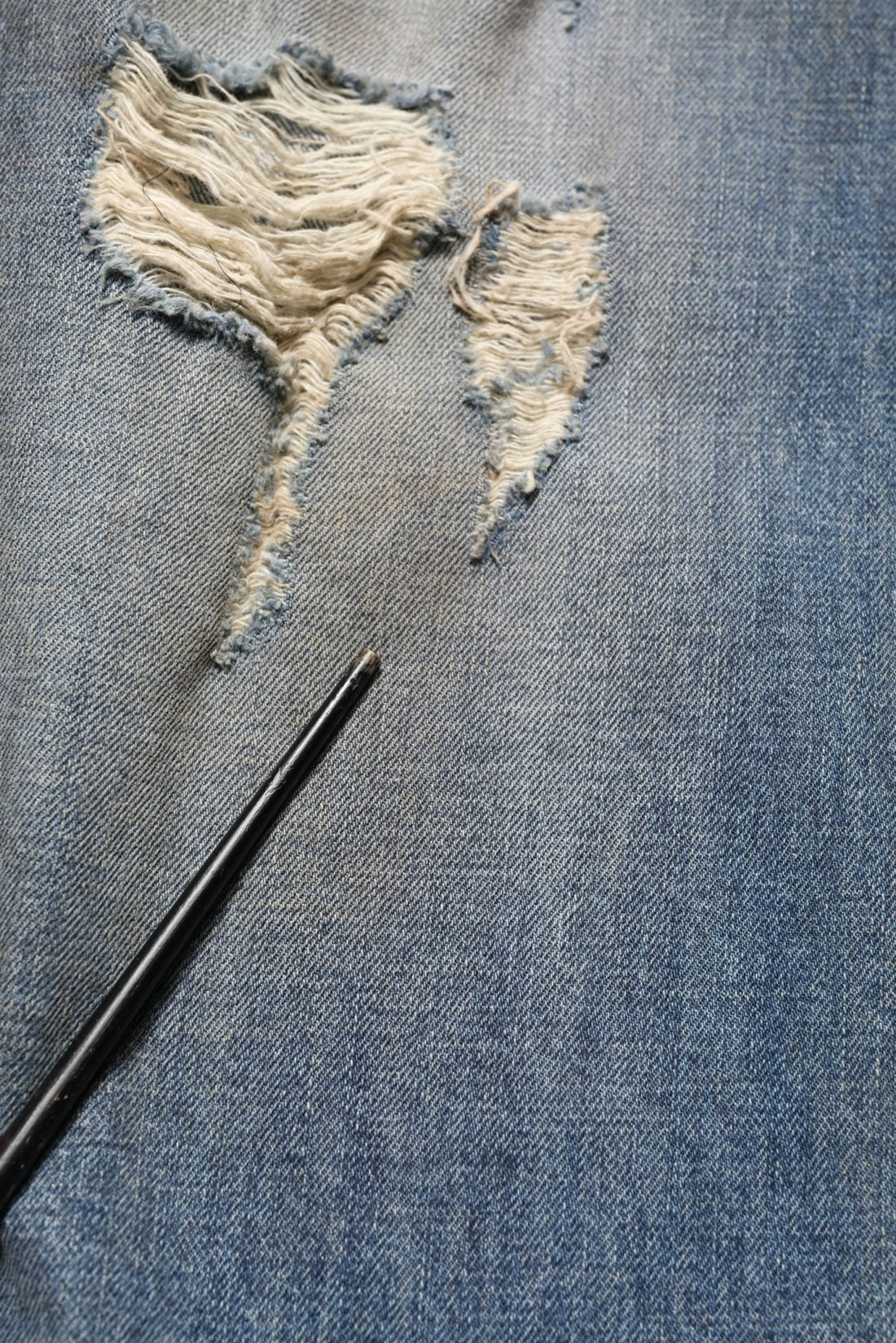 Dolce & Gabbana Blue Cotton Distressed Straight Denim Jeans - RIMODA