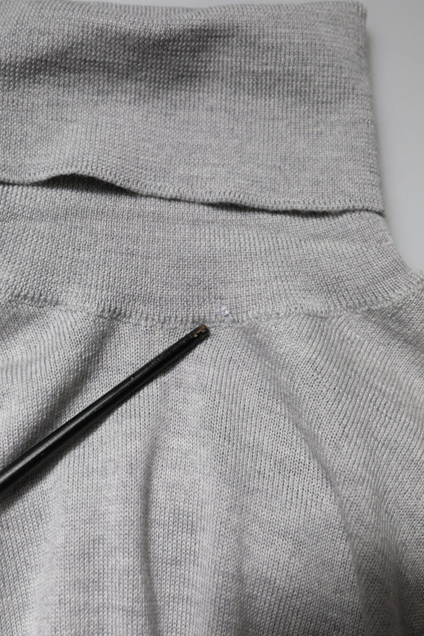 Dolce & Gabbana Gray Long Sleeve Turtleneck Pullover Sweater - RIMODA