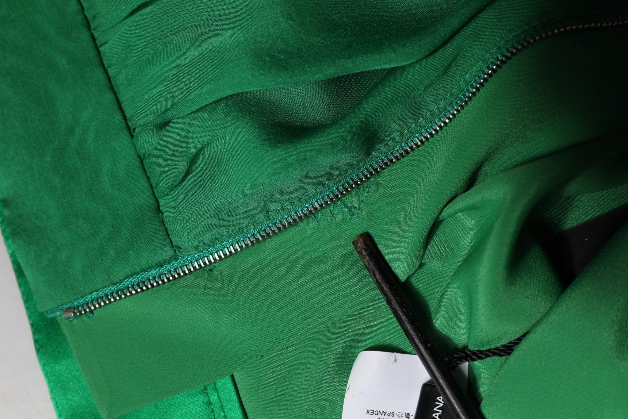 Dolce & Gabbana Green Silk High Waist Women Hot Pants Shorts - RIMODA