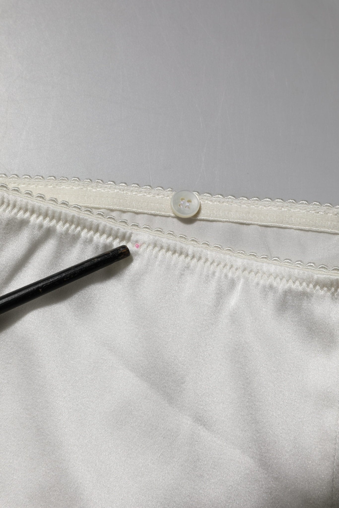 Dolce & Gabbana Ivory Silk Tapered High Waist Pants - RIMODA