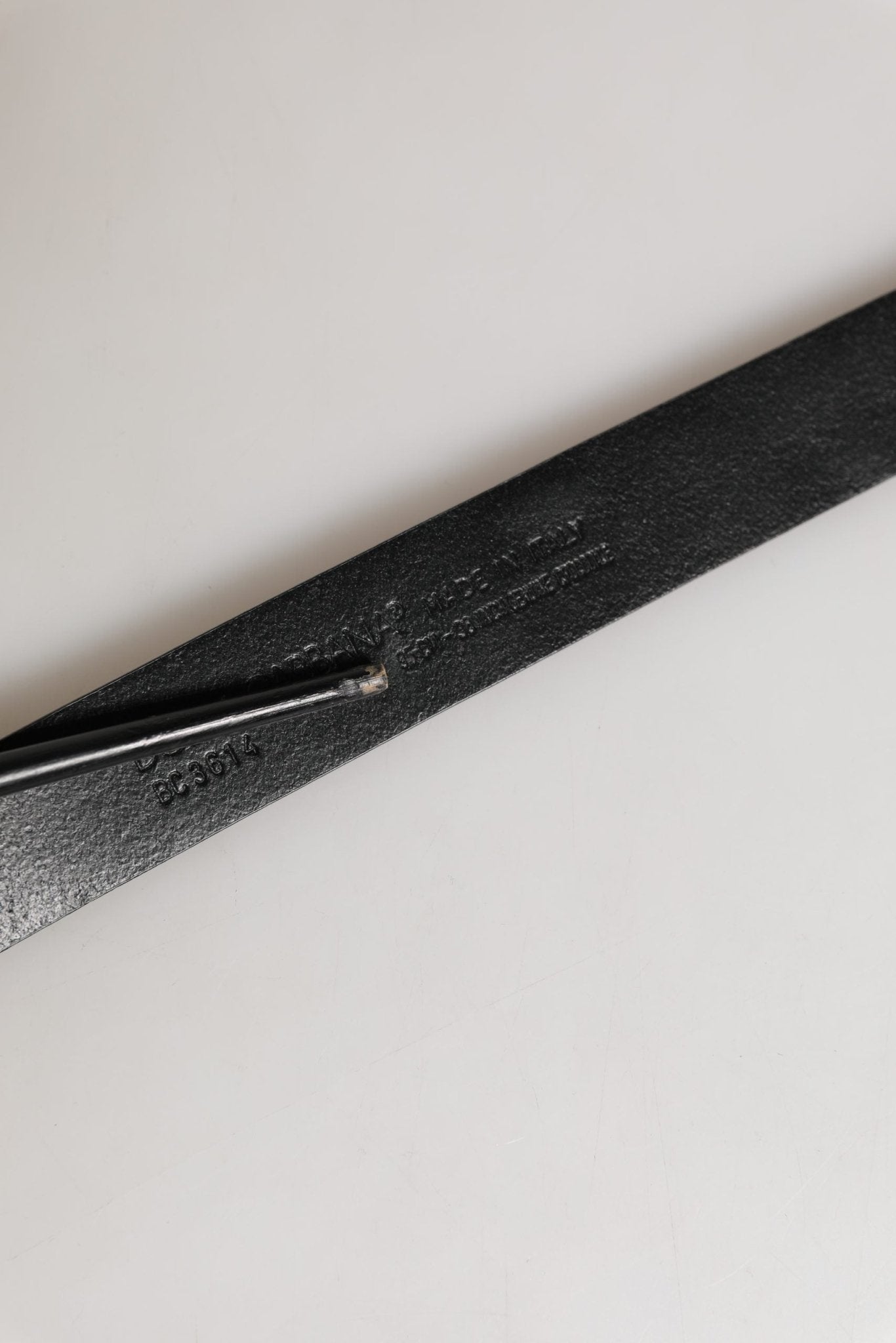 Dolce & Gabbana Men Black Exotic Leather Metal Buckle Belt - RIMODA