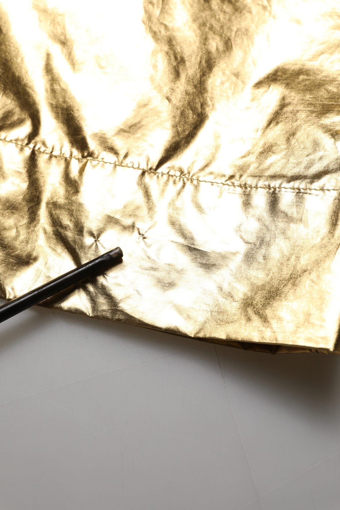 Dolce & Gabbana Metallic Gold High Waist Pleated Tapered Pants - RIMODA
