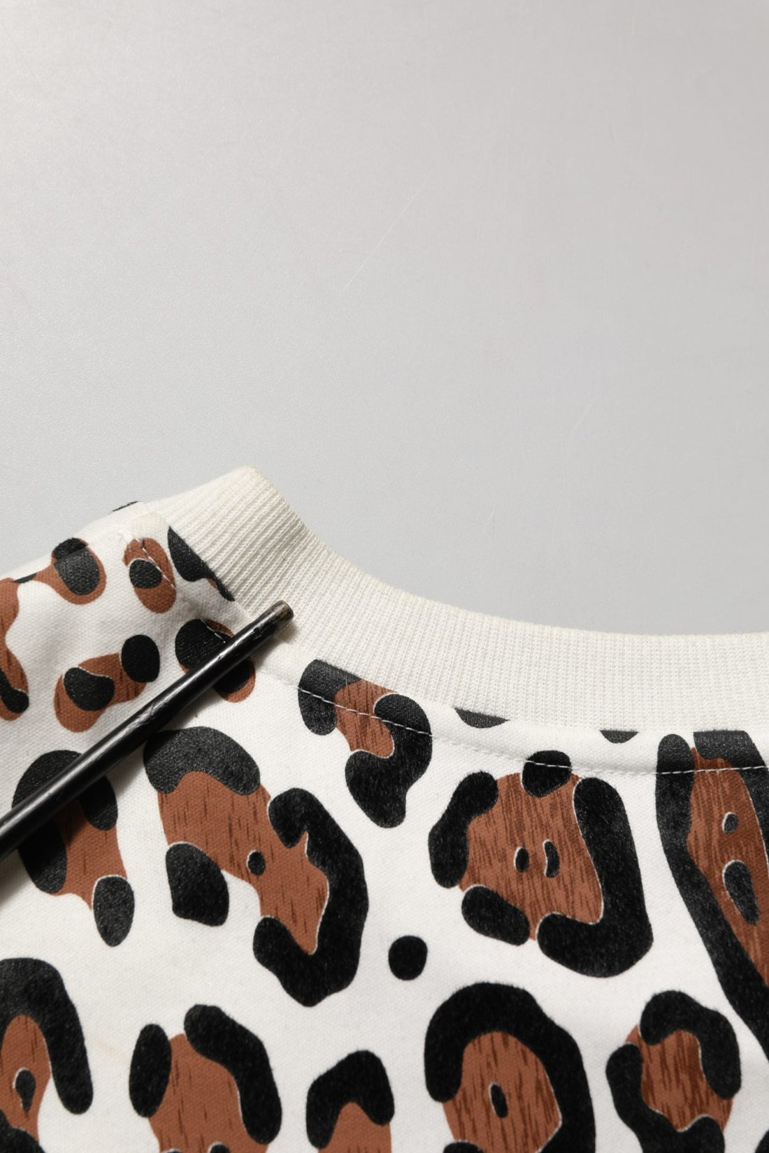 Dolce & Gabbana Multicolor Leopard Print Crew Neck T-shirt - RIMODA