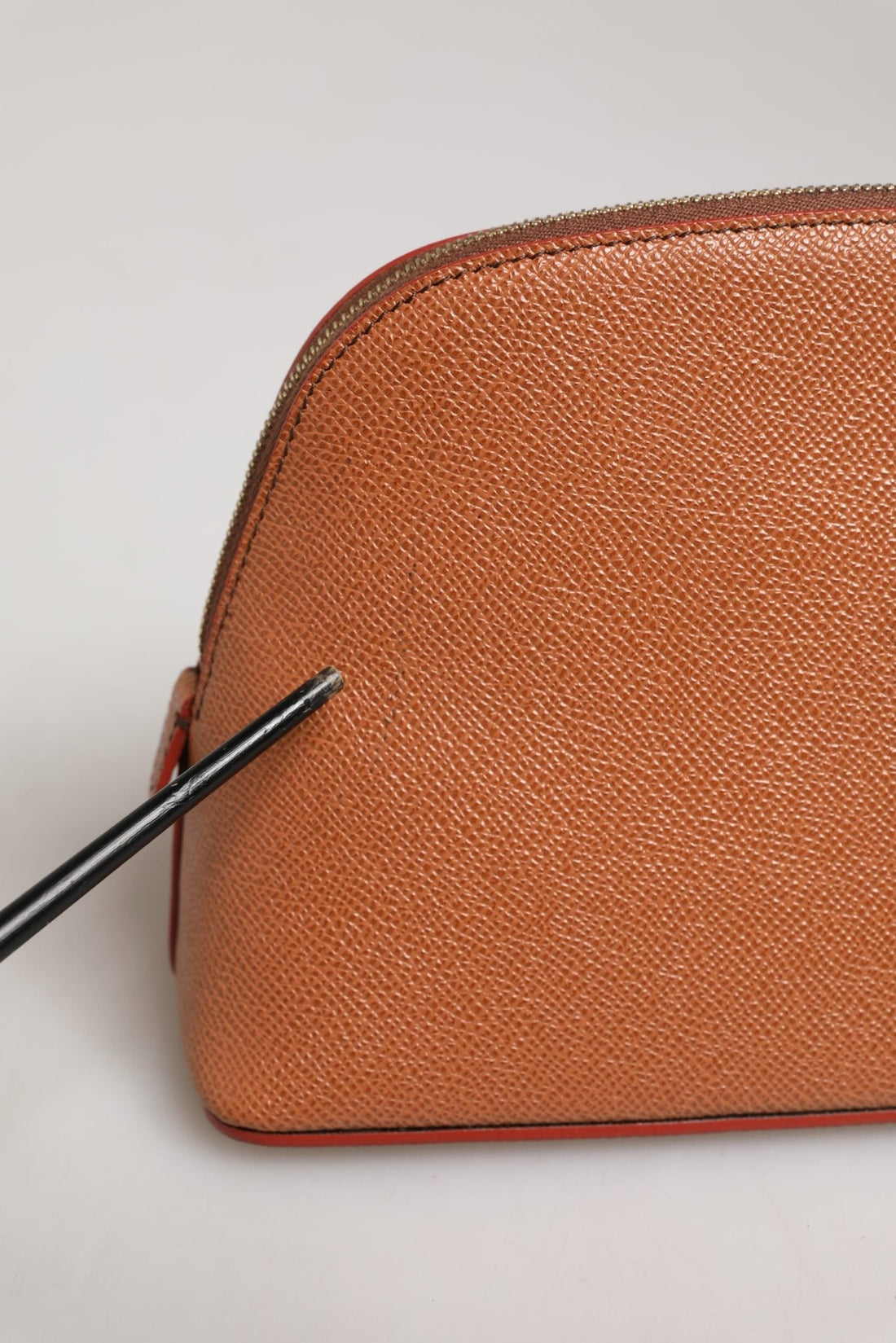 Dolce & Gabbana Orange Beige Leather DG Logo Zip Around Hand Purse Wallet - RIMODA