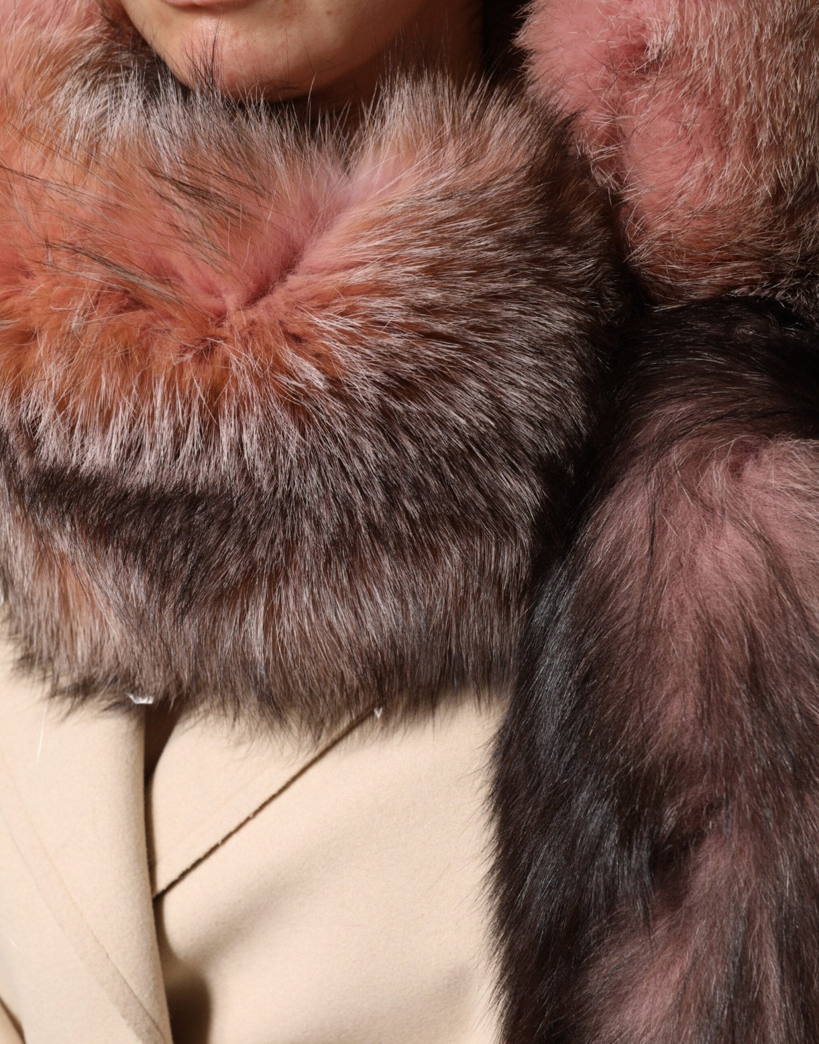 Dolce & Gabbana Pink Frost Fox Fur Neck Warmer Winter 120cm x 27cm Scarf - RIMODA