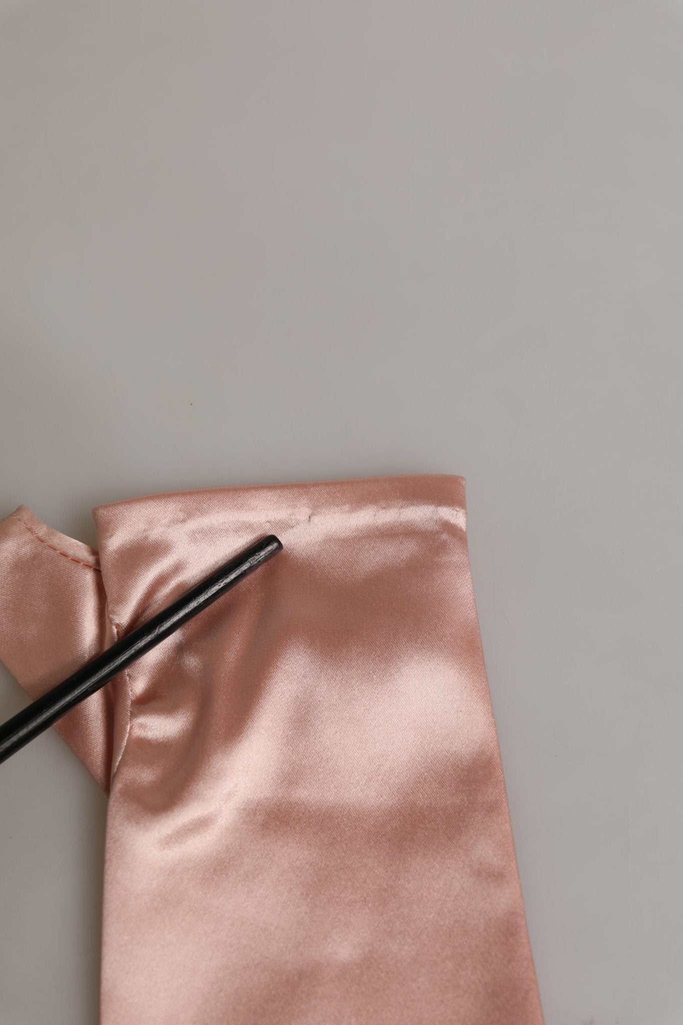 Dolce & Gabbana Pink Satin Long Opera Fingerless Gloves - RIMODA