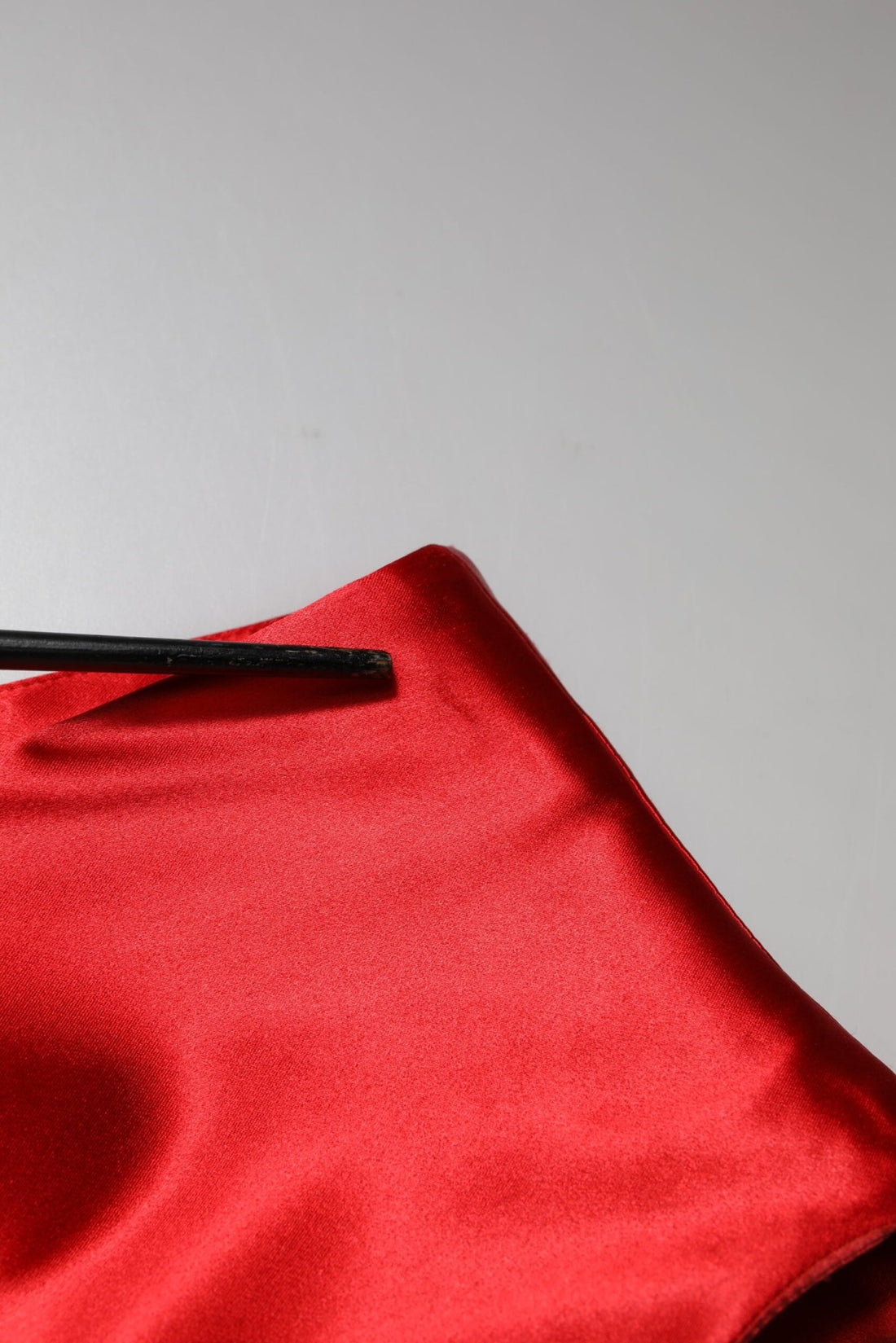 Dolce & Gabbana Red Acetate Sleeveless Sheath Midi Dress - RIMODA
