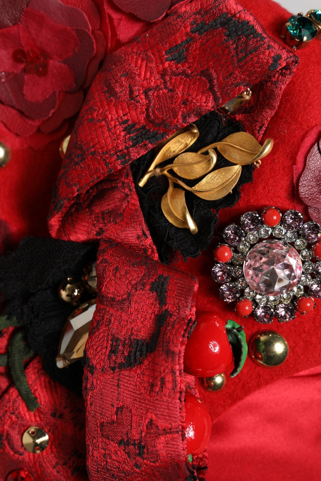 Dolce & Gabbana Red Crystal Gold Roses Brooch Embellished Hat - RIMODA