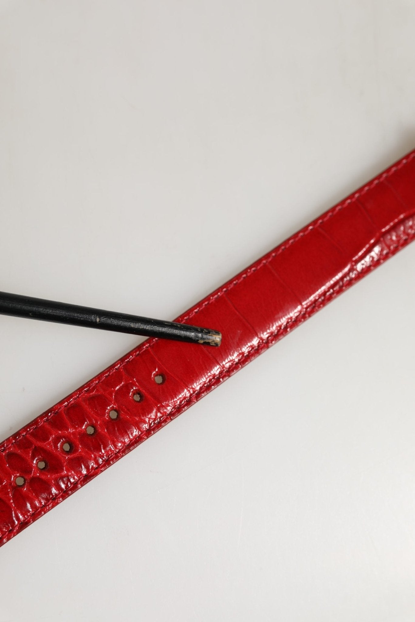 Dolce & Gabbana Red Embossed Leather Gold Buckle Belt Strap Bracelet - RIMODA