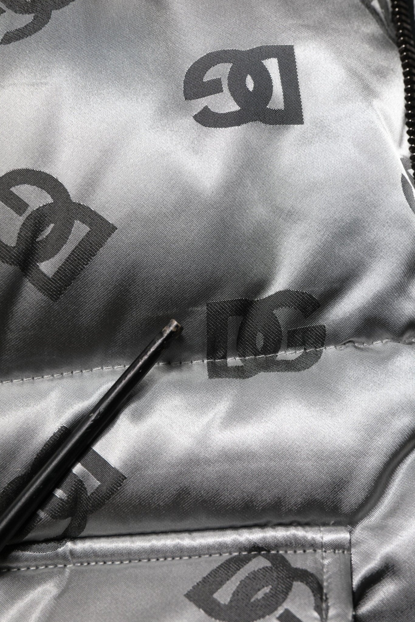 Dolce & Gabbana Silver Logo Full Zip Hooded Quilted Jacket - RIMODA