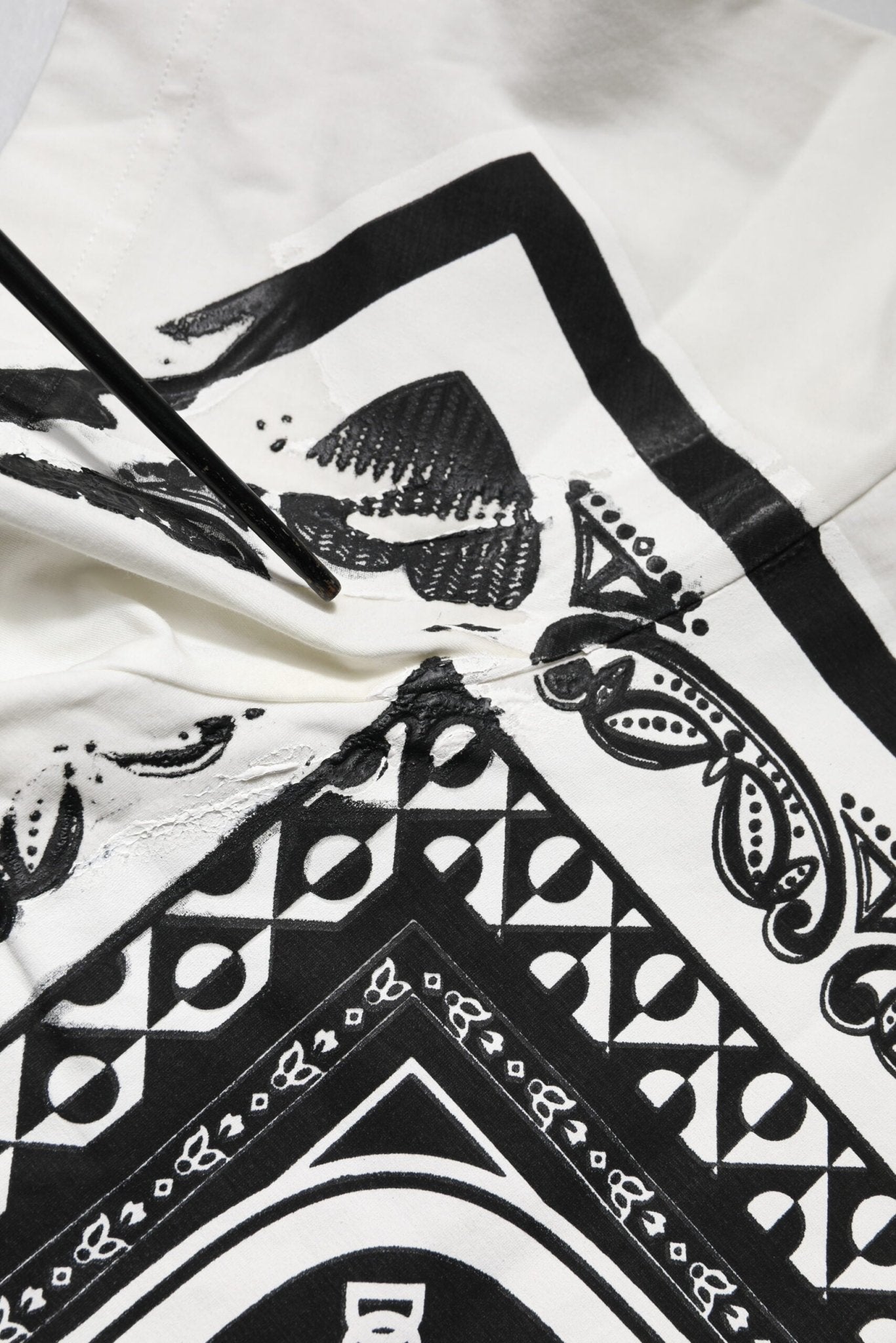 Dolce & Gabbana White Bandana Cotton Men Crew Neck T-shirt - RIMODA