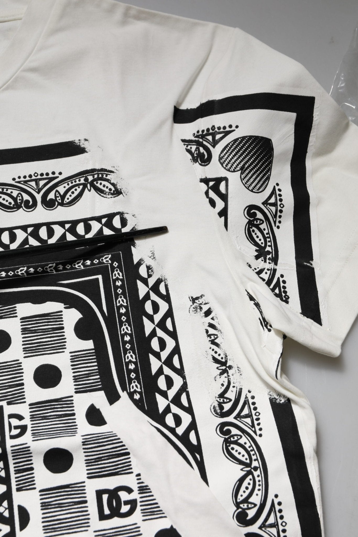 Dolce & Gabbana White Bandana Crew Neck Short Sleeves T-shirt - RIMODA