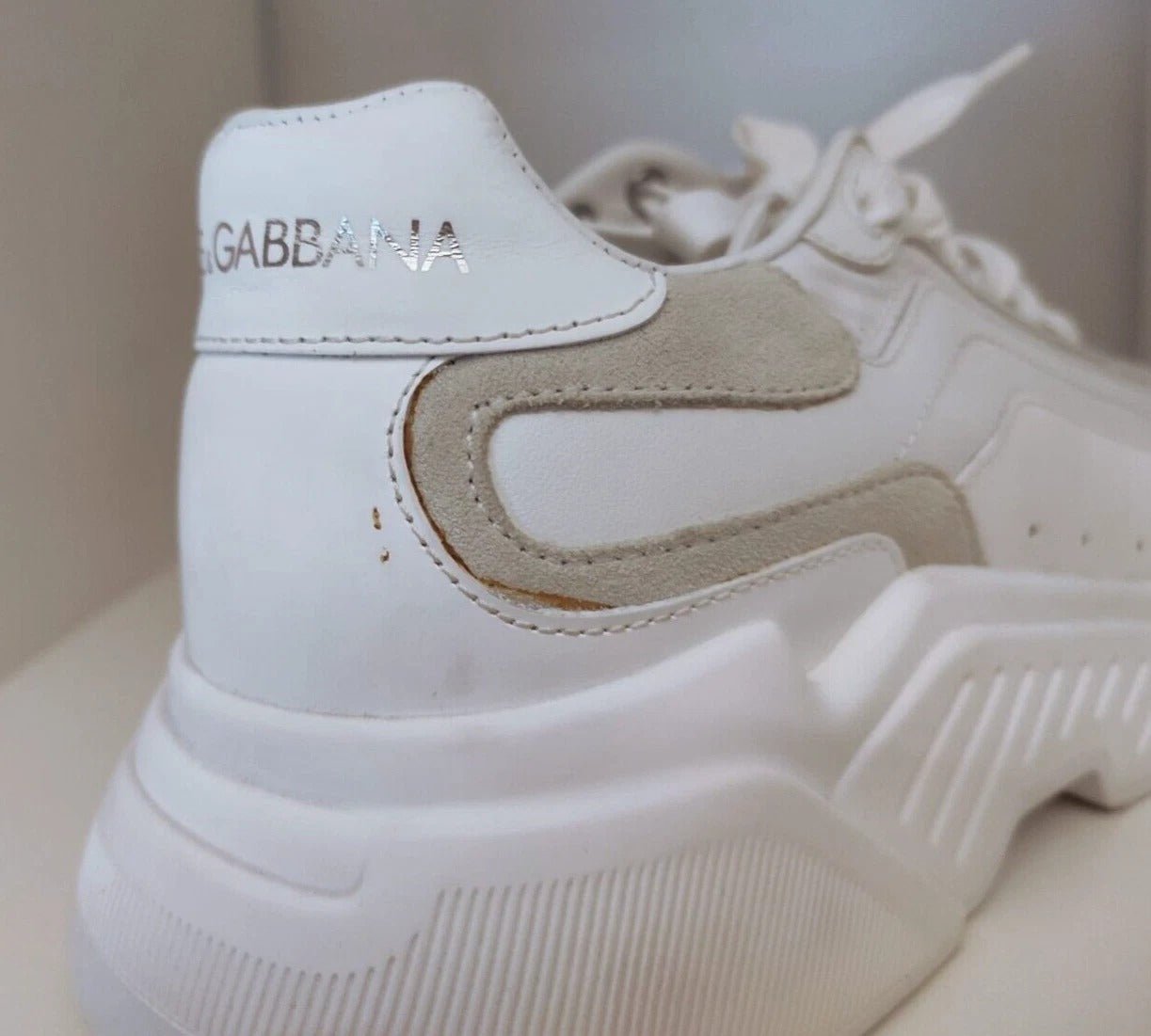 Dolce & Gabbana White Daymaster Low Top Mens Sneakers - RIMODA