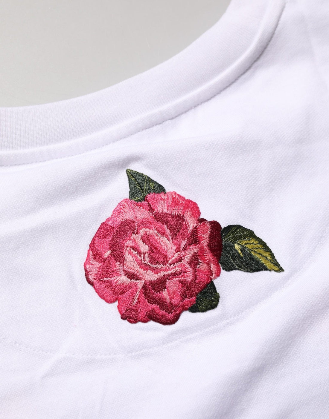Dolce & Gabbana White DG Floral Cotton Jersey Crop T-shirt - RIMODA