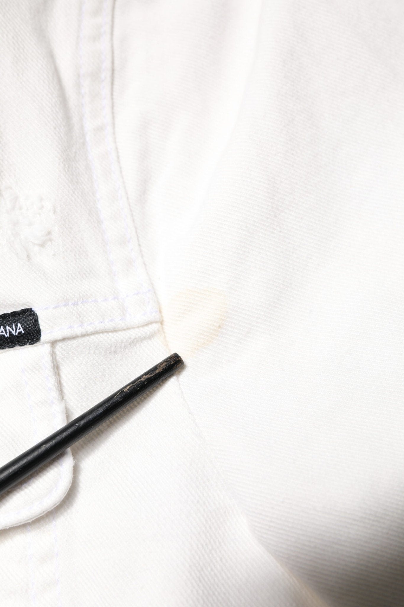 Dolce & Gabbana White Graffiti Cotton Stretch Denim Jacket - RIMODA