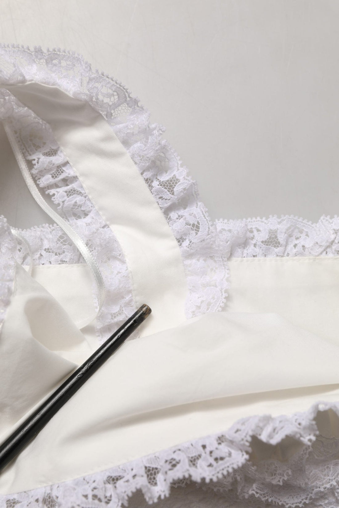 Dolce & Gabbana White Lace Trimmed Cotton Cropped Tank Top - RIMODA