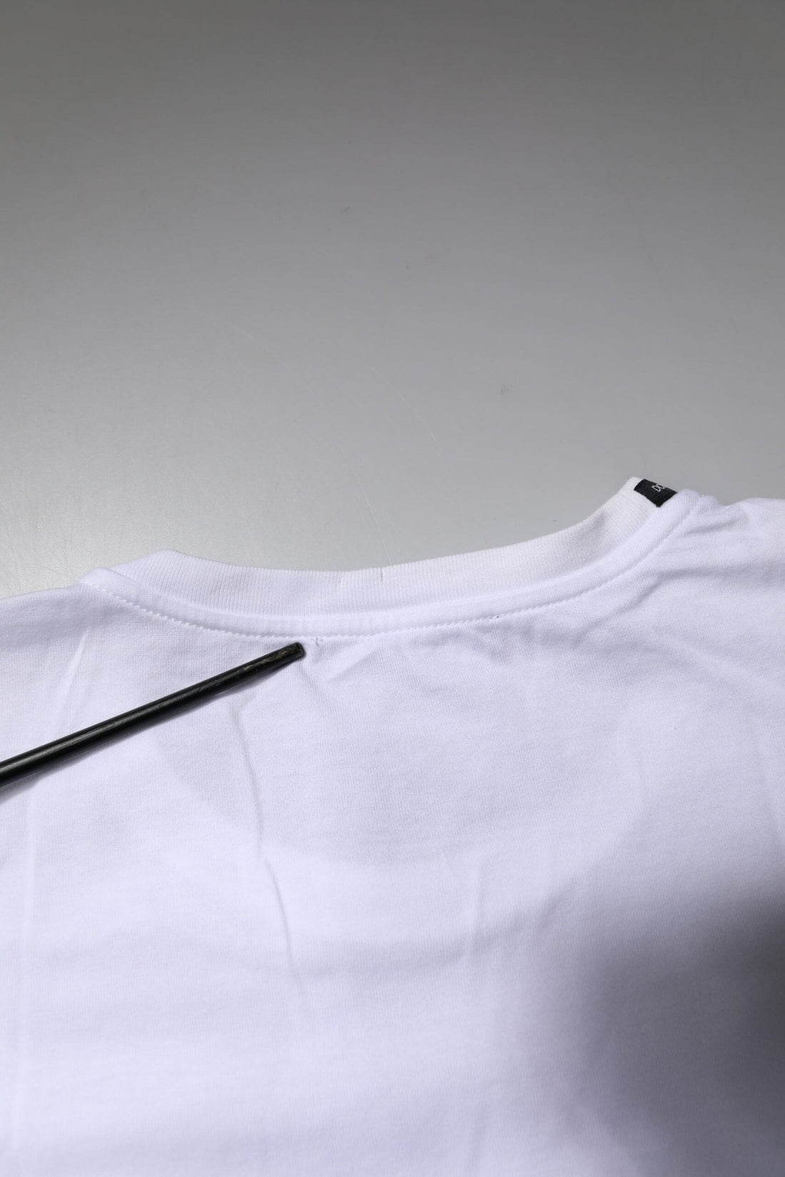 Dolce & Gabbana White Short Sleeves Round Neck Top T-shirt - RIMODA