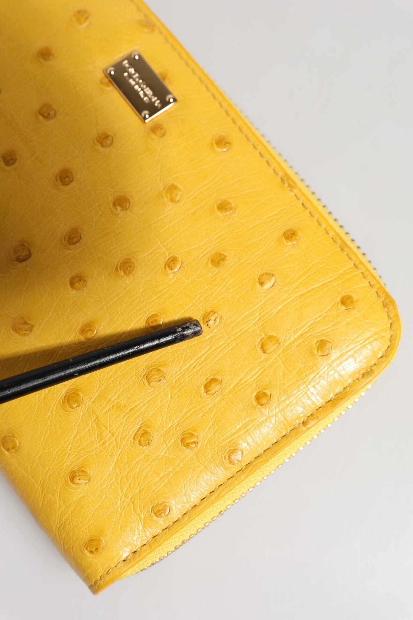 Dolce & Gabbana Yellow Leather Logo Plaque Zip Around Continental Wallet - RIMODA