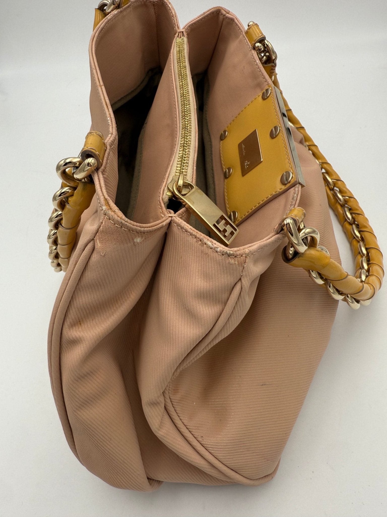 Fendi FENDI Mia Bag Handbag - RIMODA
