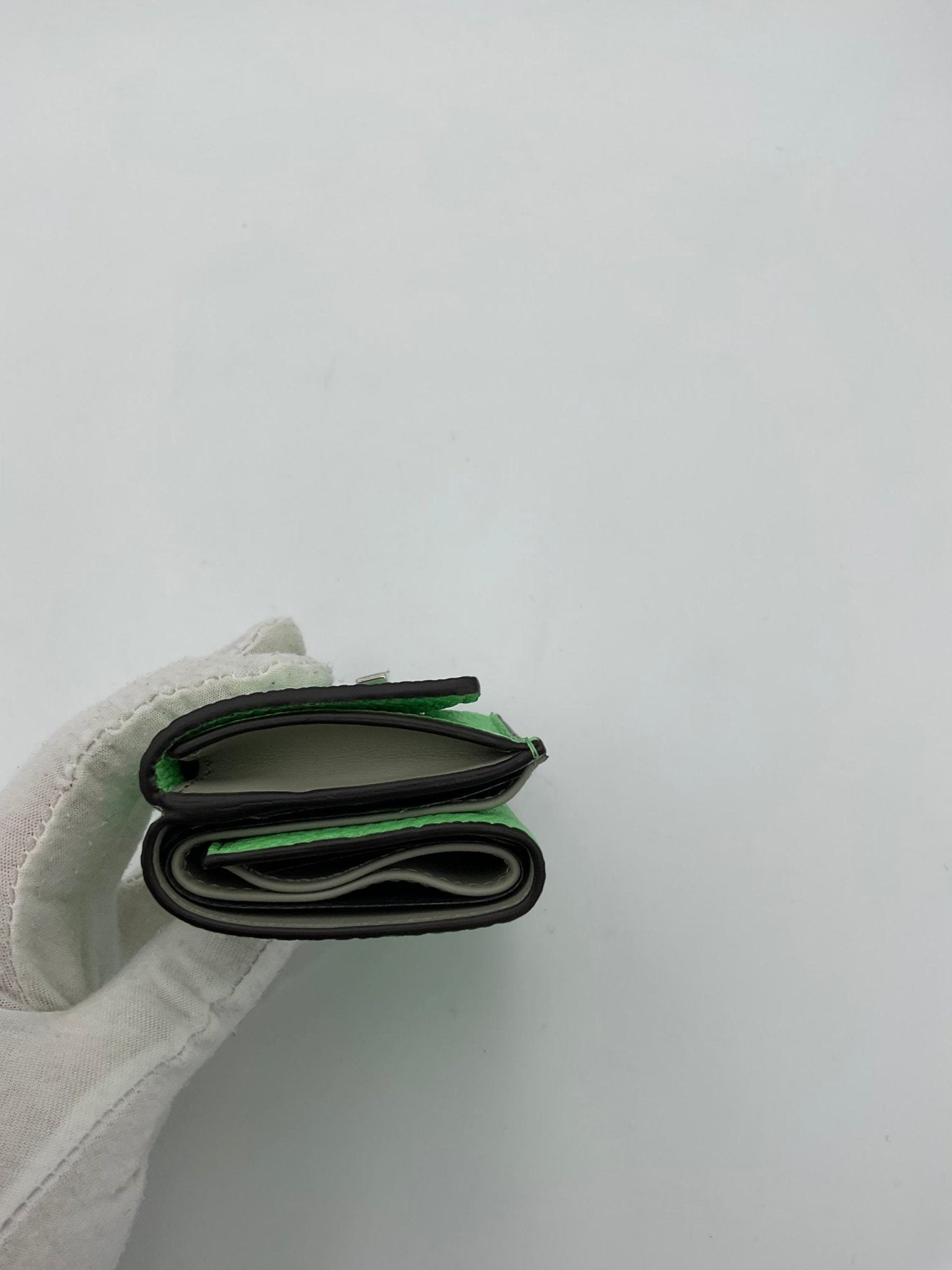 Fendi FENDI PEEKABOO Small Wallet - RIMODA