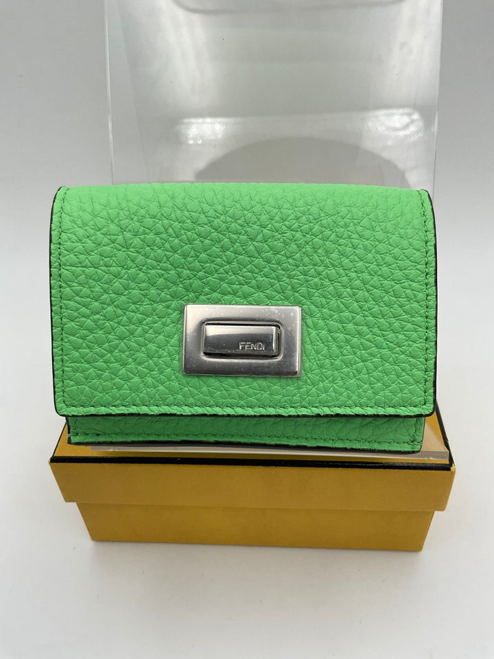 Fendi FENDI PEEKABOO Small Wallet - RIMODA
