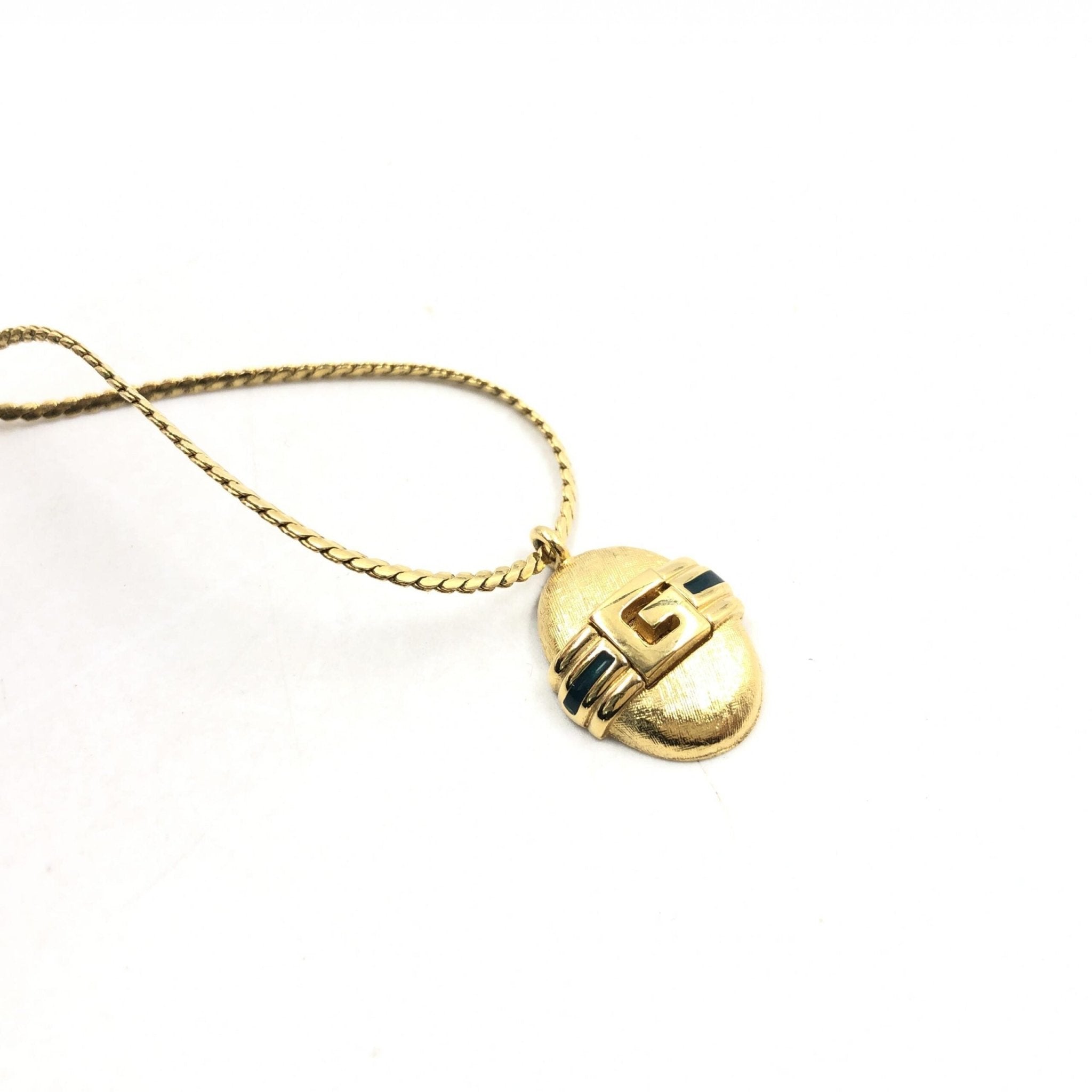 Givenchy Pendant Necklace - RIMODA