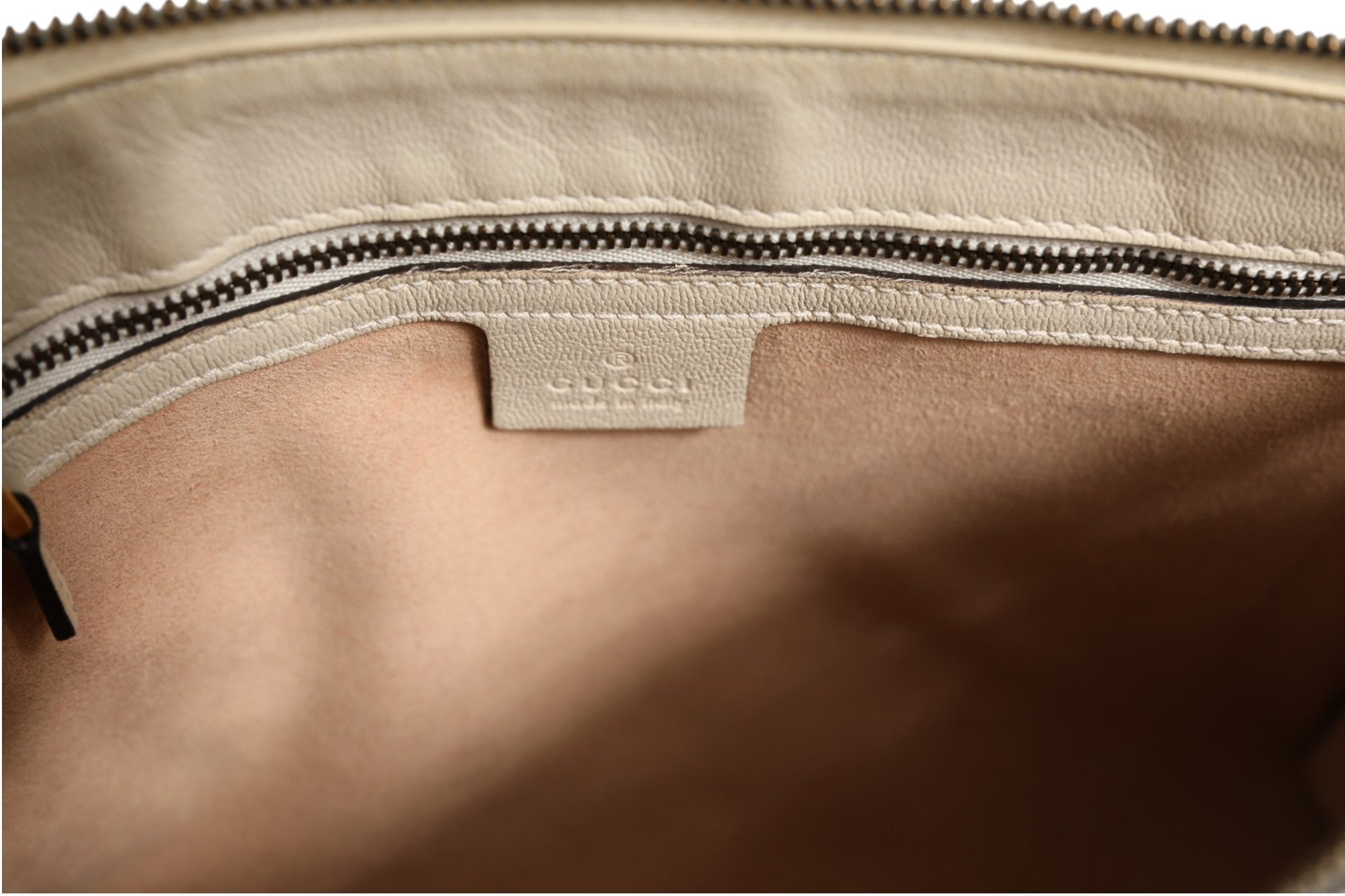 Gucci Arli Small Crossbody Bag White Leather - RIMODA