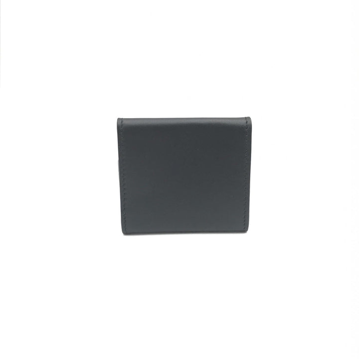 Gucci Compact Leather Wallet With Sleek Design - RIMODA