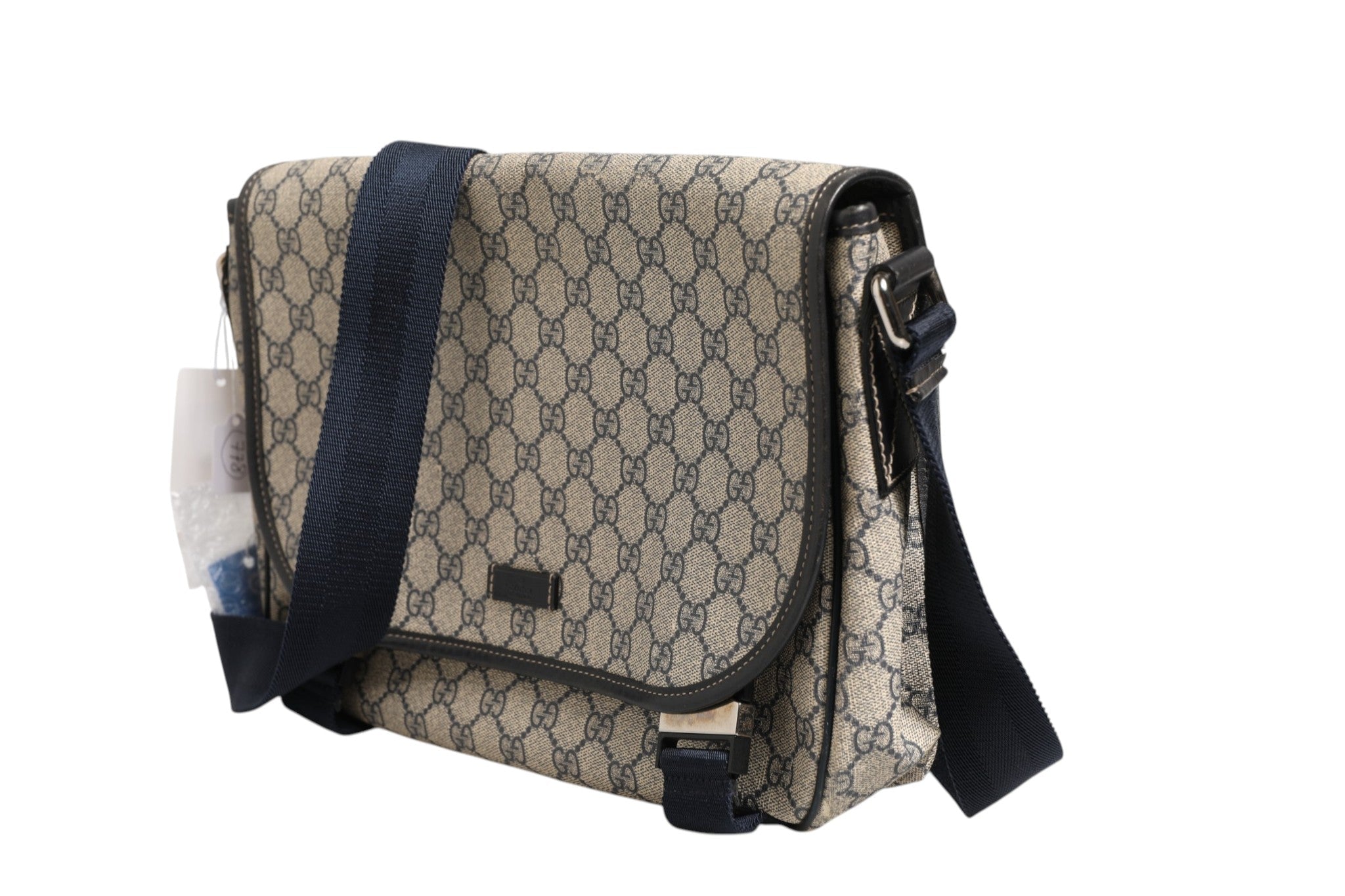 Gucci GG Supreme Messenger Bag - RIMODA