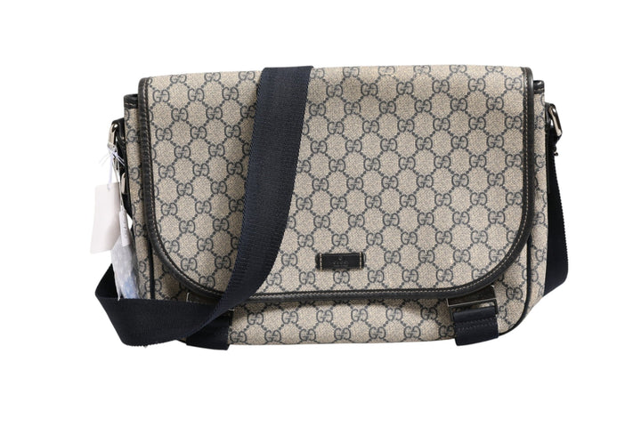 Gucci GG Supreme Messenger Bag - RIMODA