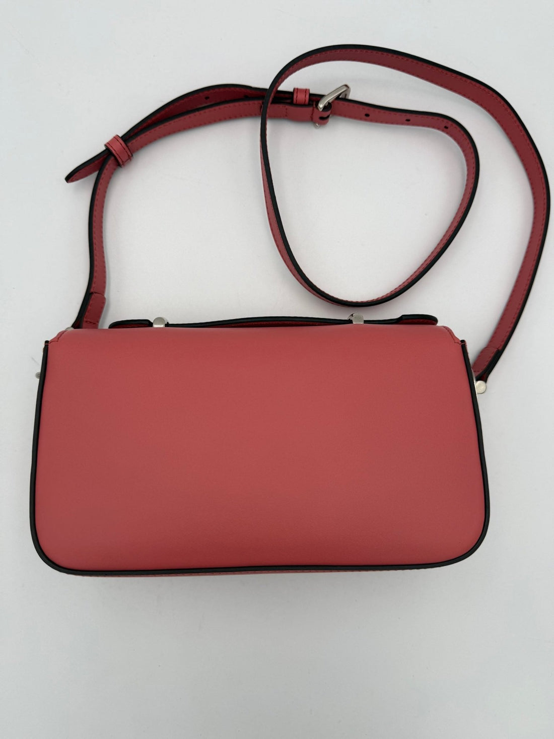 Gucci GUCCI GG Marmont in Leather Shoulder Bag - RIMODA