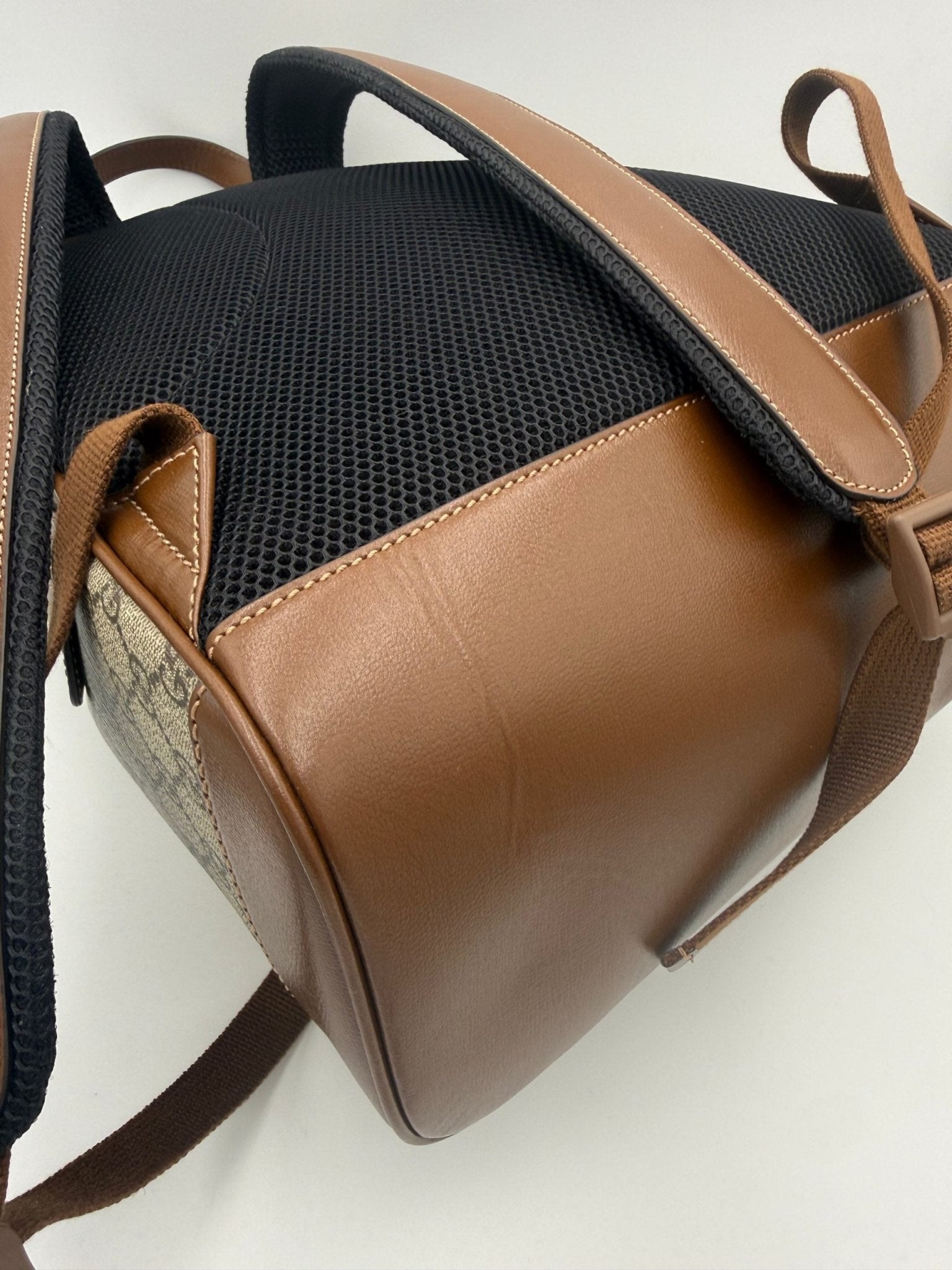 Gucci GUCCI GG Supreme and Leather Backpack - RIMODA
