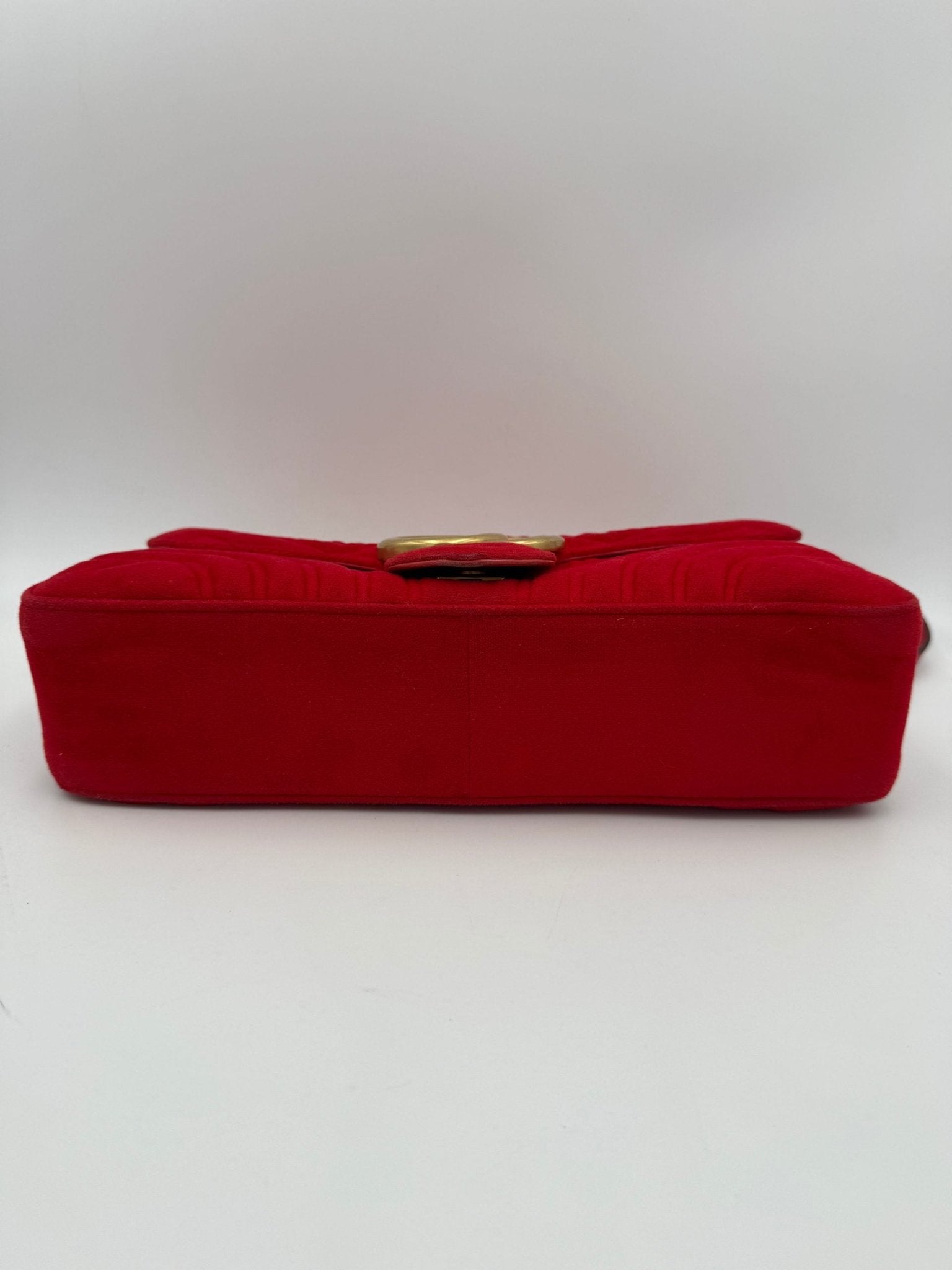 Gucci GUCCI MARMONT Red Velvet Handbag - RIMODA