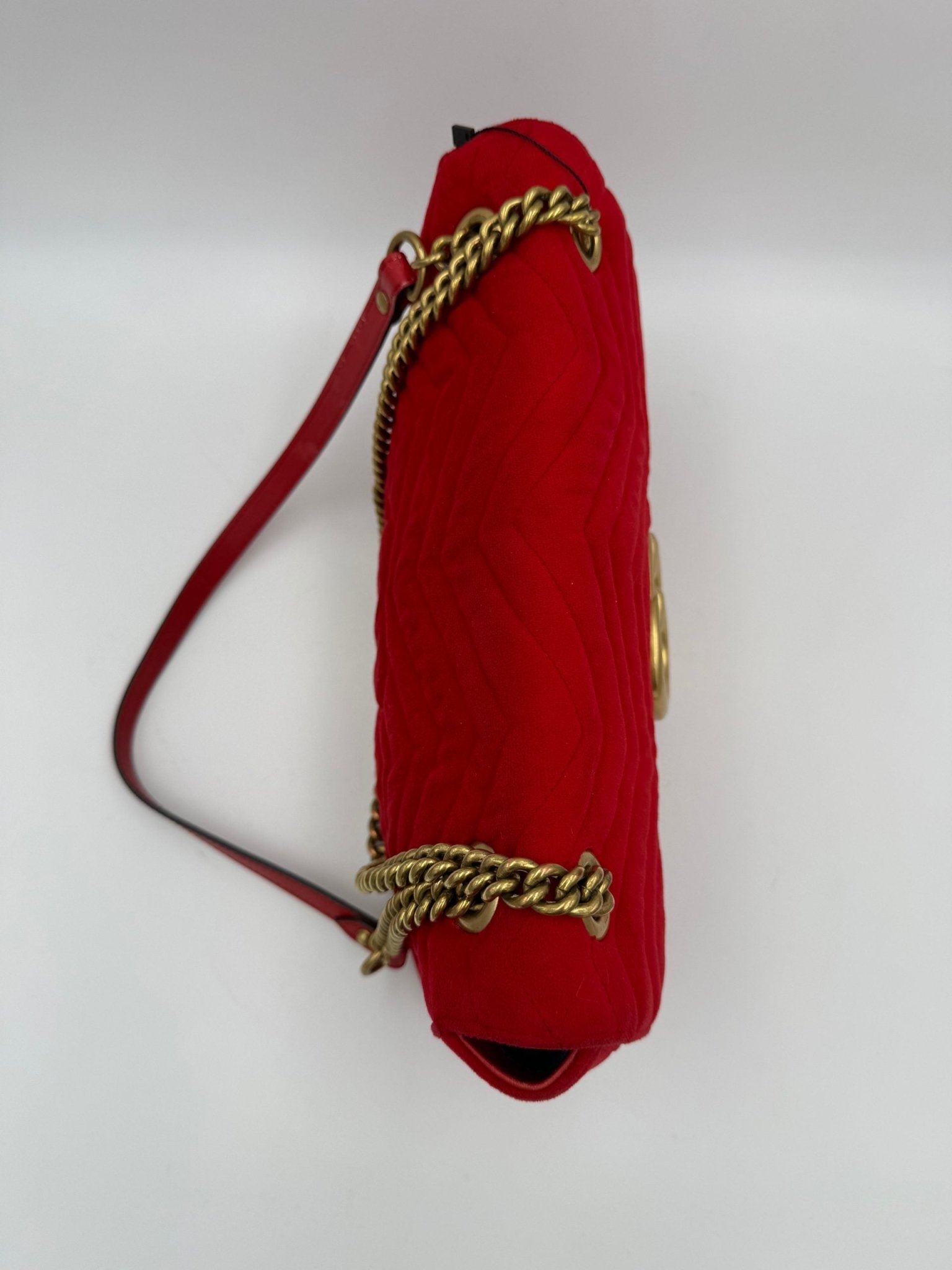 Gucci GUCCI MARMONT Red Velvet Handbag - RIMODA