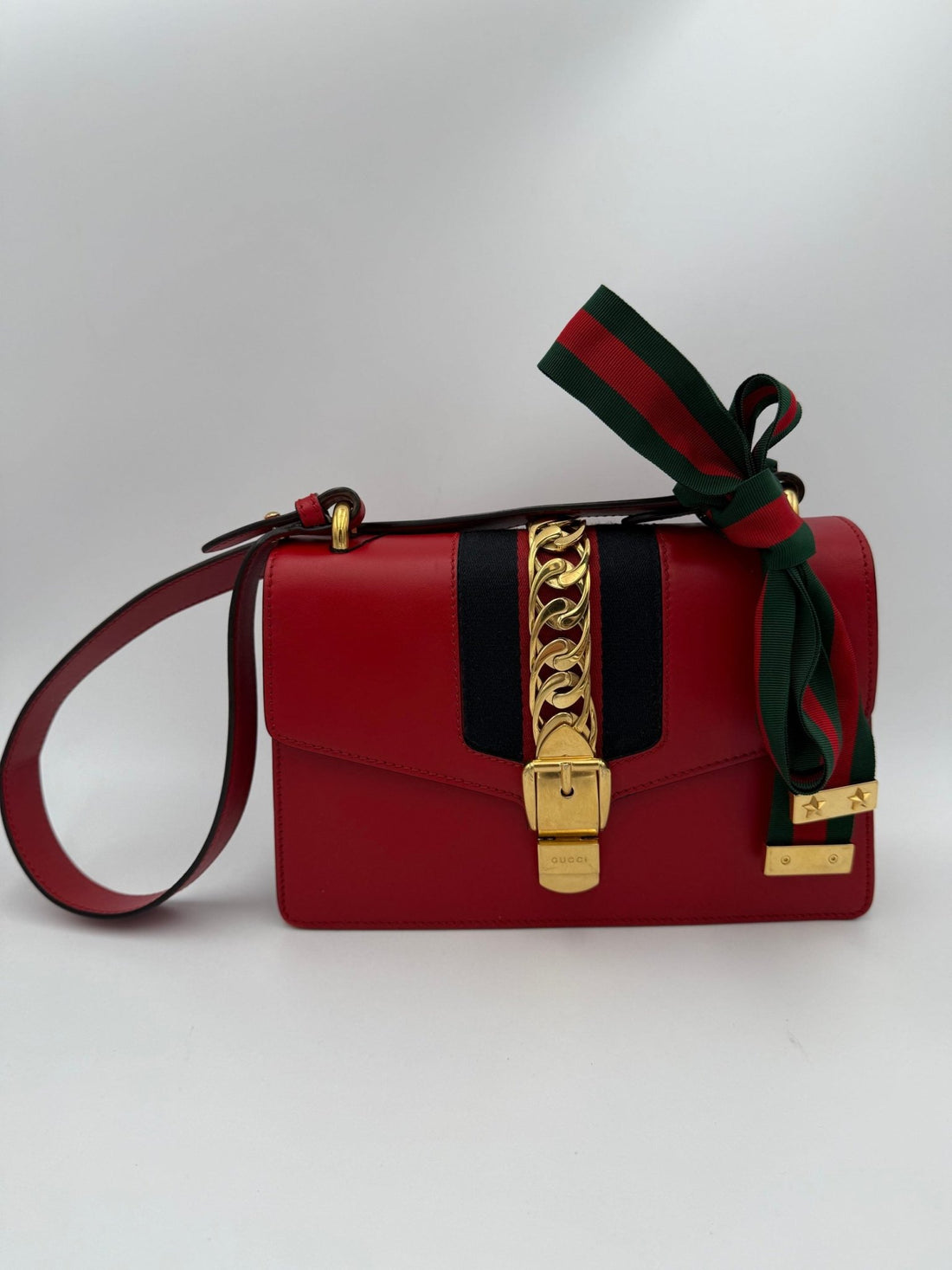 Gucci GUCCI SYLVIE Red Handbag - RIMODA