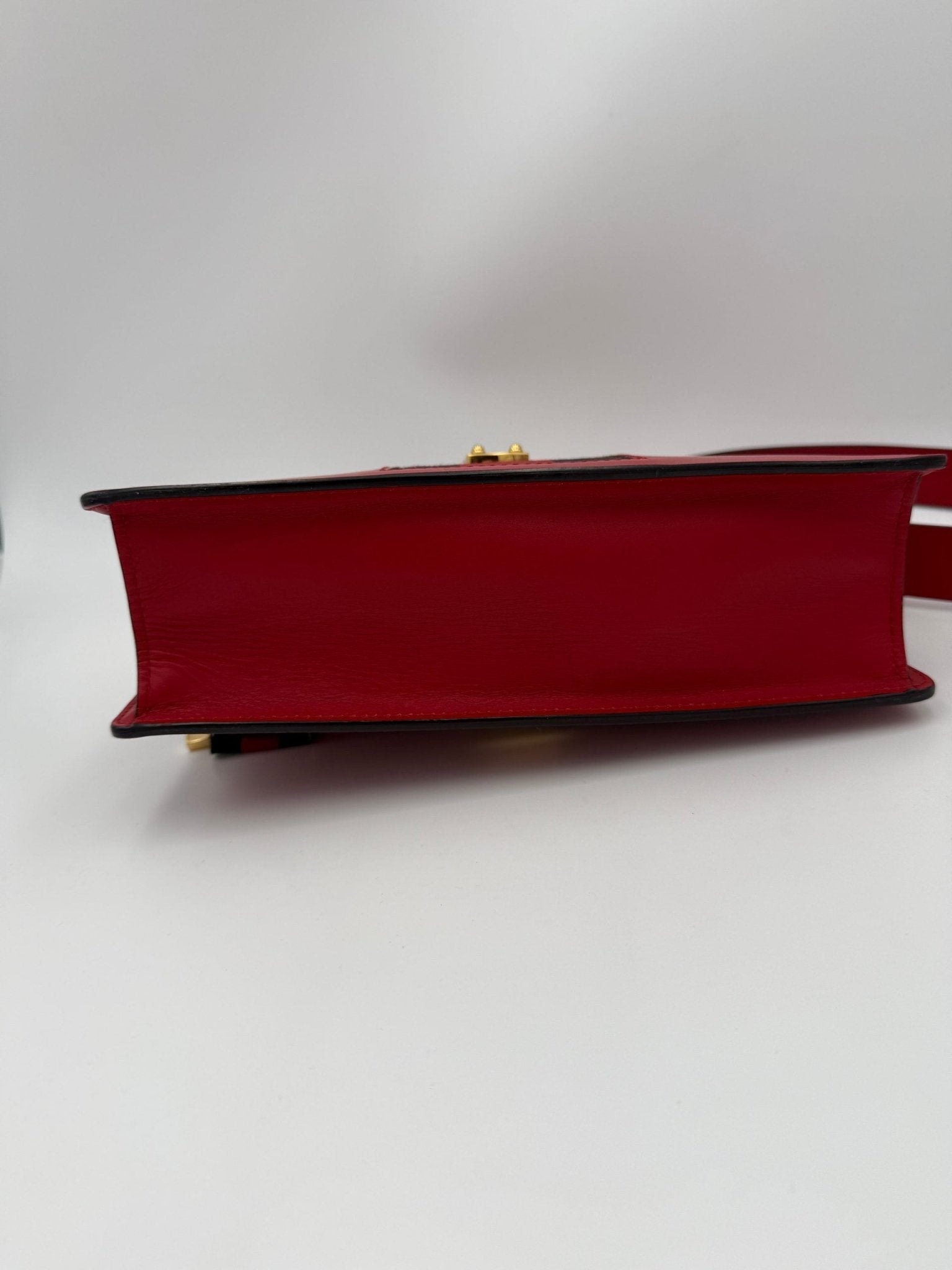Gucci GUCCI SYLVIE Red Handbag - RIMODA