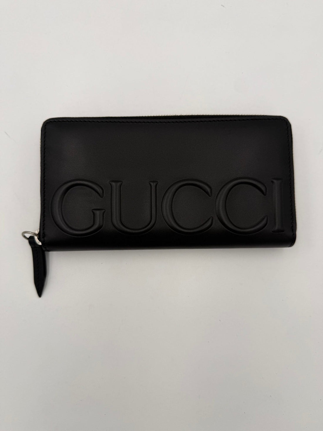 Gucci GUCCI Zip Black Front Logo Embossed Wallet - RIMODA