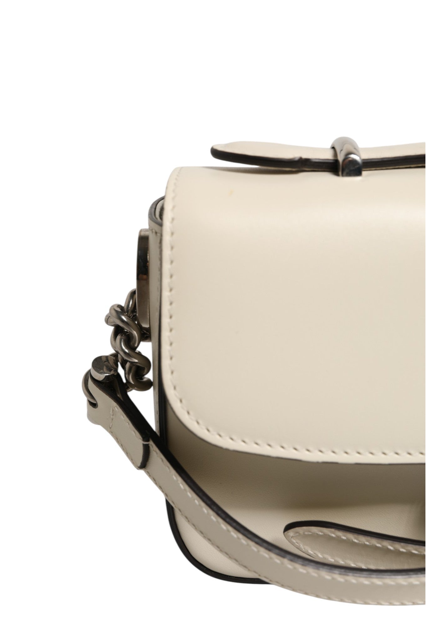 Gucci Petite GG Flap Shoulder Bag - RIMODA