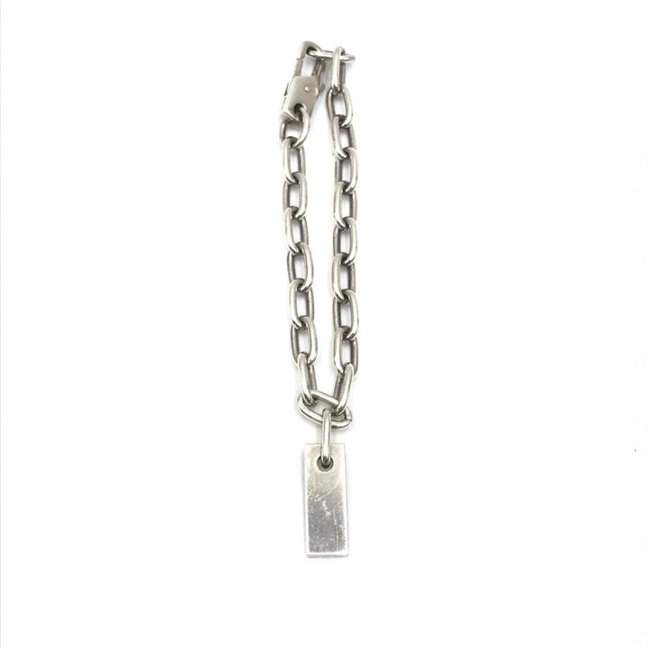 Gucci Sterling Silver Logo Plate Chain Bracelet - RIMODA