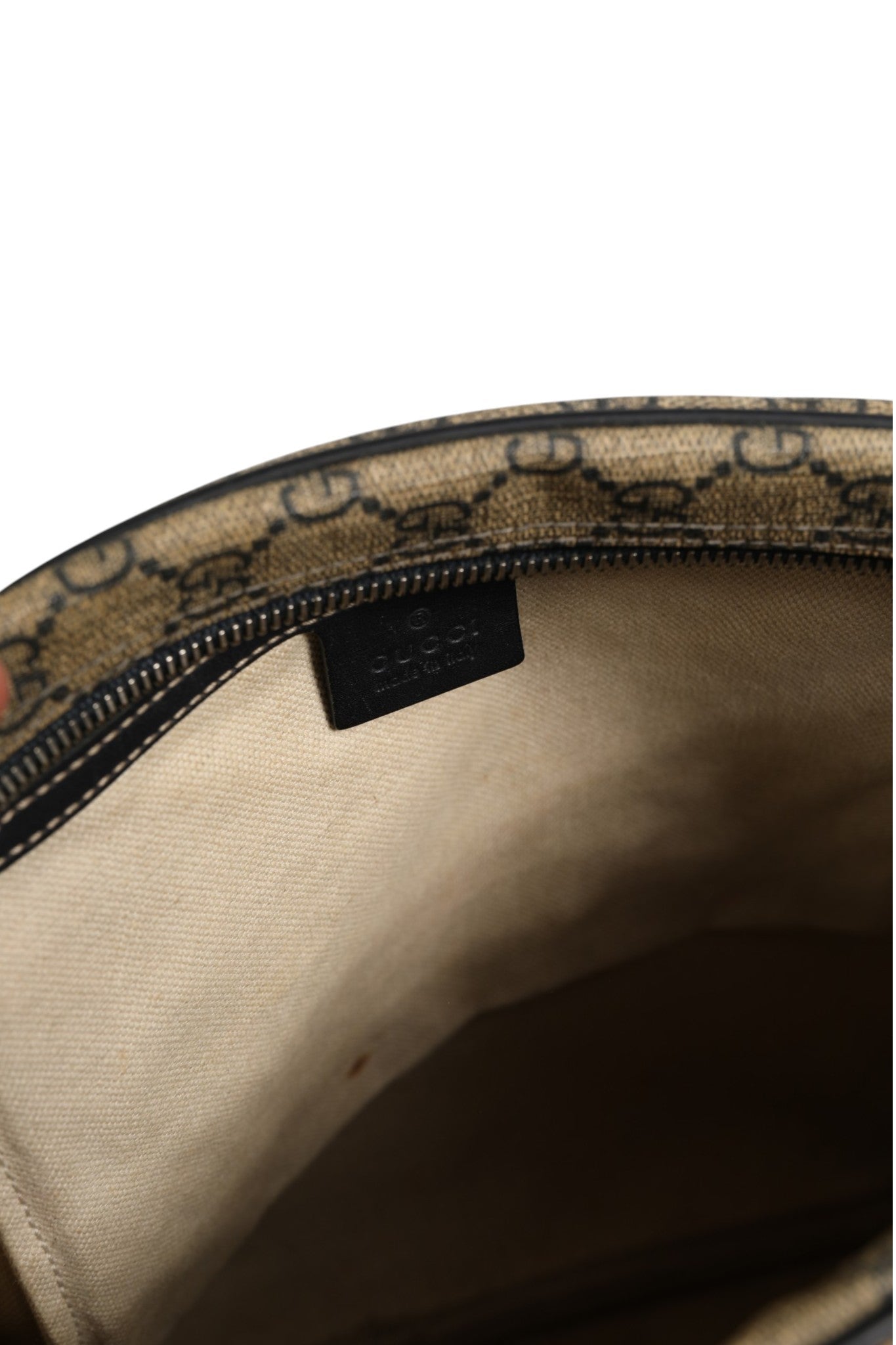 Gucci Supreme Messenger Bag - RIMODA