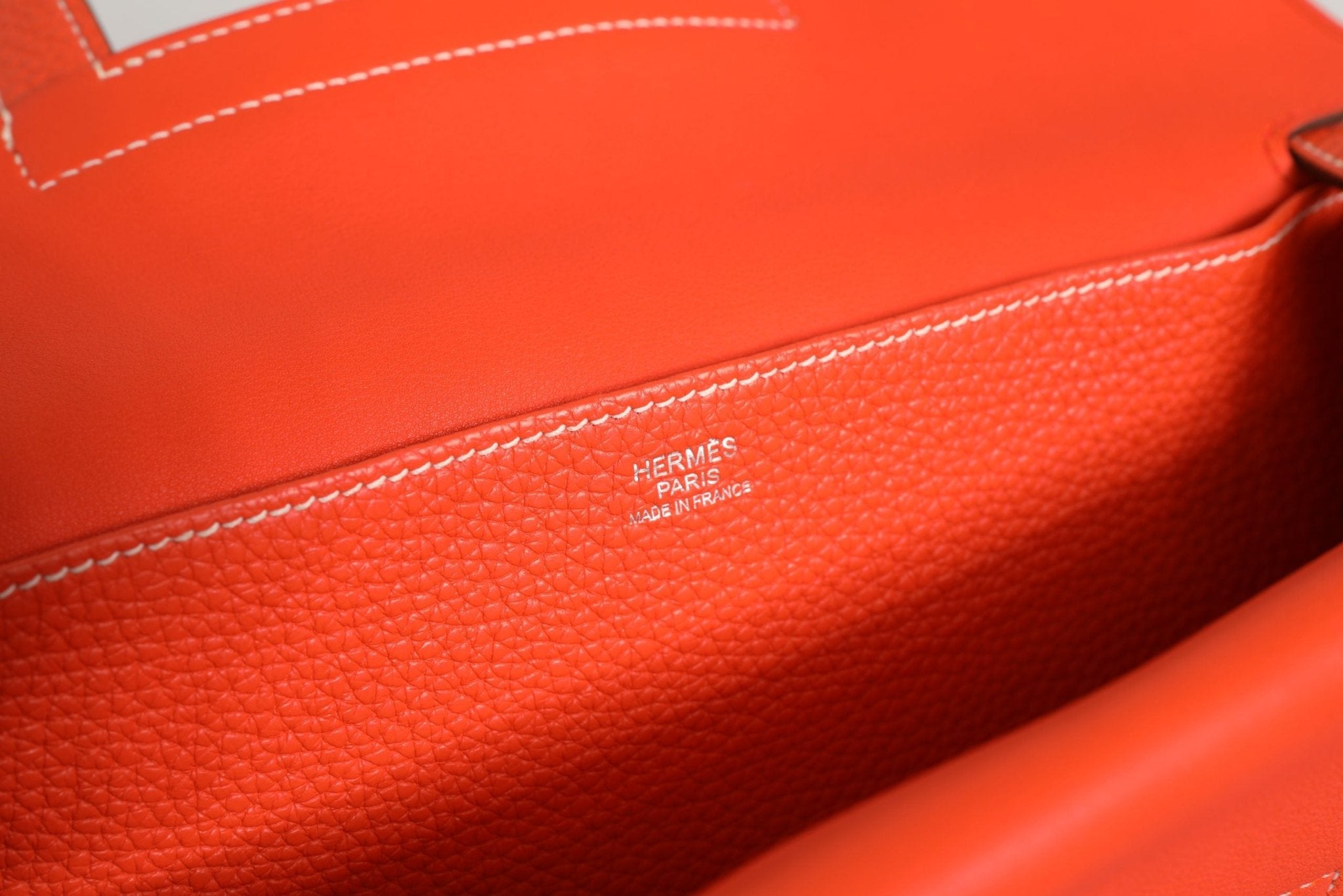 Hermès Rouge Casaque Clemence Halzan 31 Palladium Hardware - RIMODA