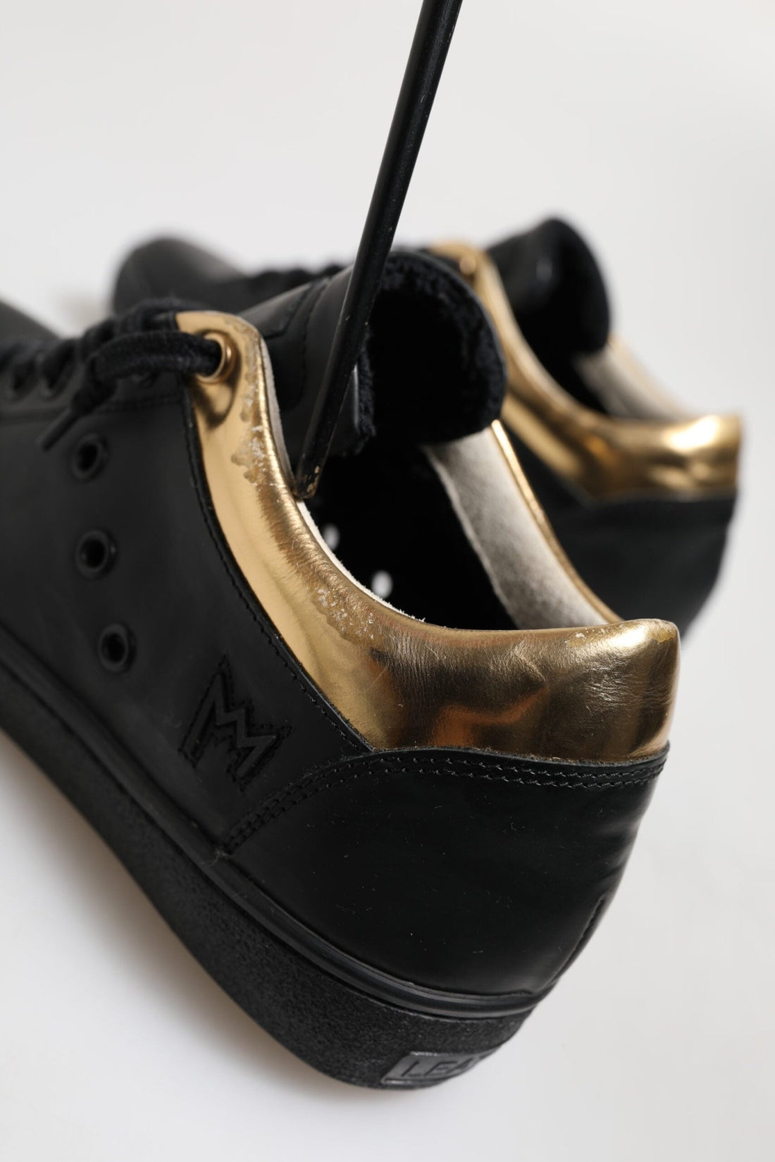 Leather Crown Black Gold Lace Up Low Top Women Sneakers Shoes - RIMODA
