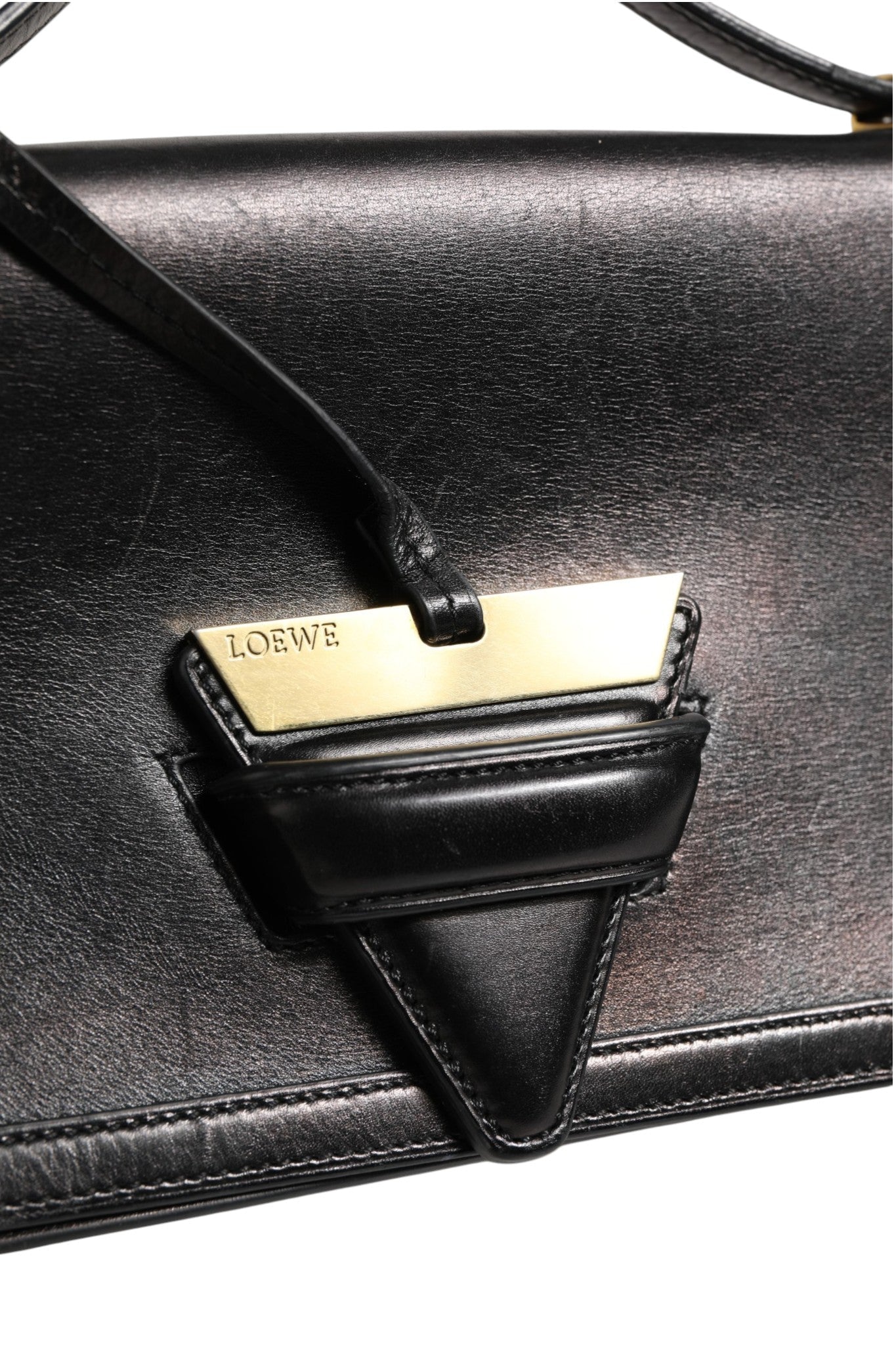 Loewe Barcelona Medium Leather Shoulder Bag - RIMODA