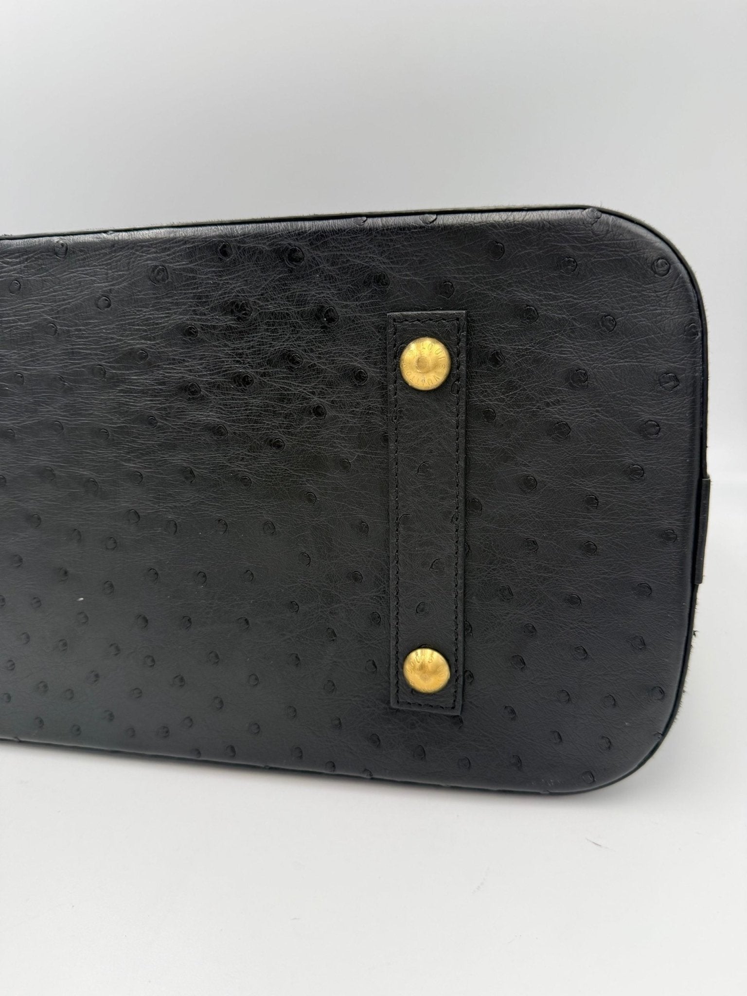 Louis Vuitton LOUIS VUITTON Alma GM in Ostrich Leather Handbag - RIMODA