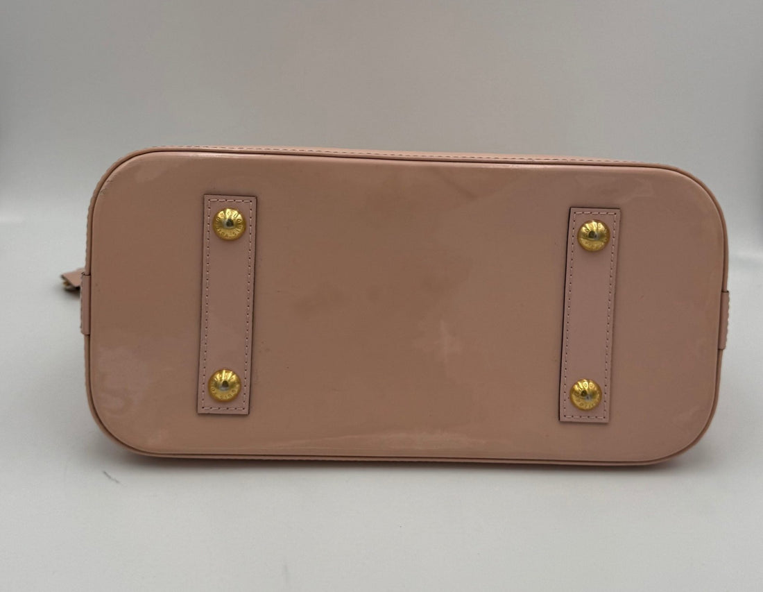 Louis Vuitton LOUIS VUITTON Alma MM Pink Patent Monogram Handbag - RIMODA