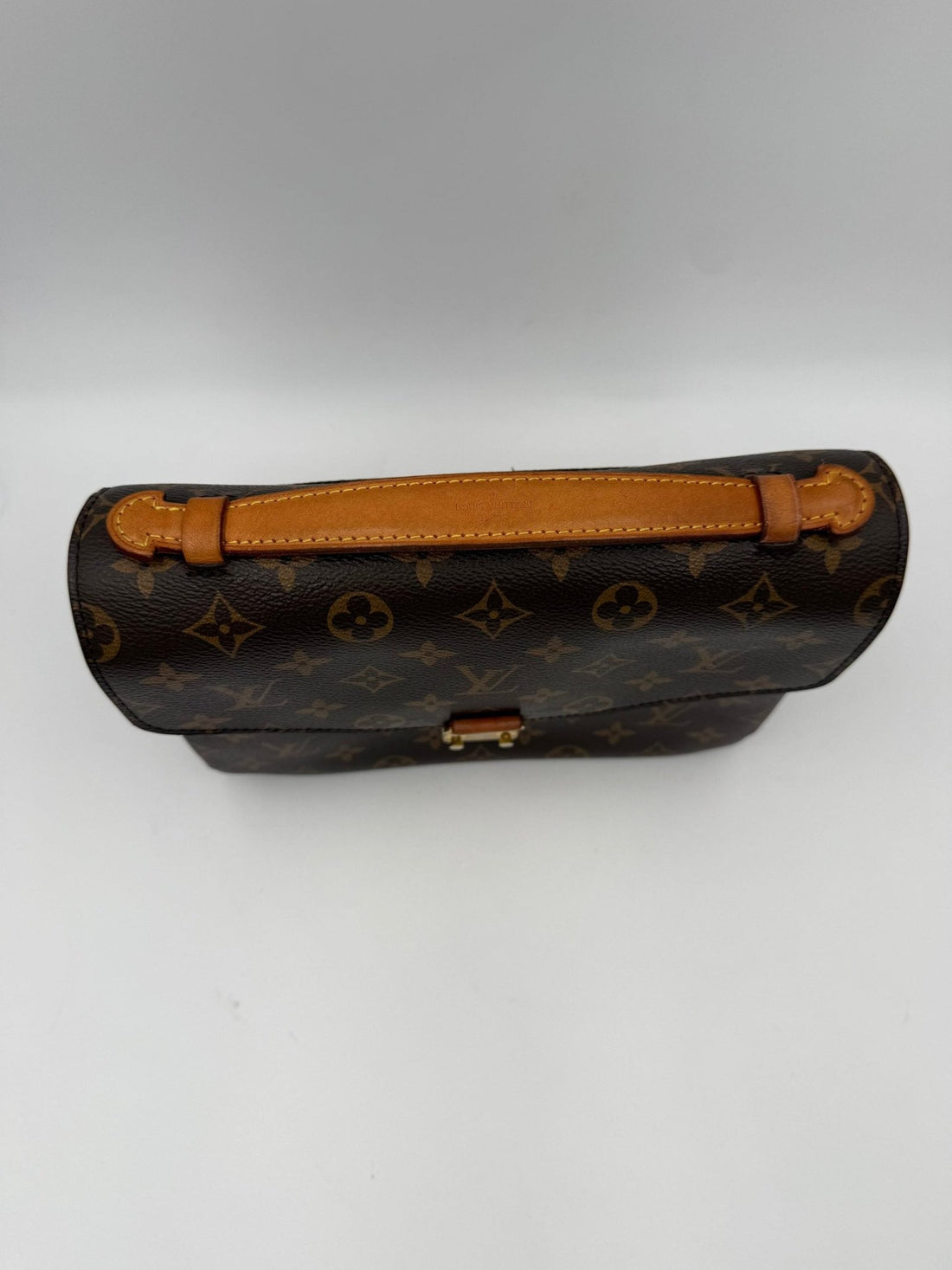 Louis Vuitton LOUIS VUITTON METIS Monogram Handbag - RIMODA