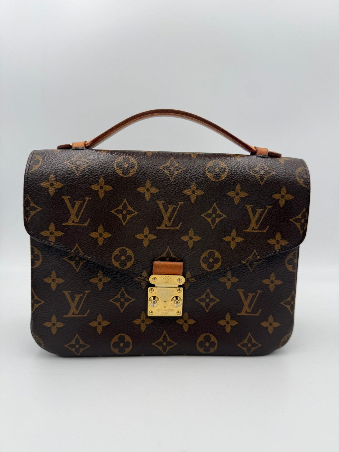 Louis Vuitton LOUIS VUITTON METIS Monogram Handbag - RIMODA