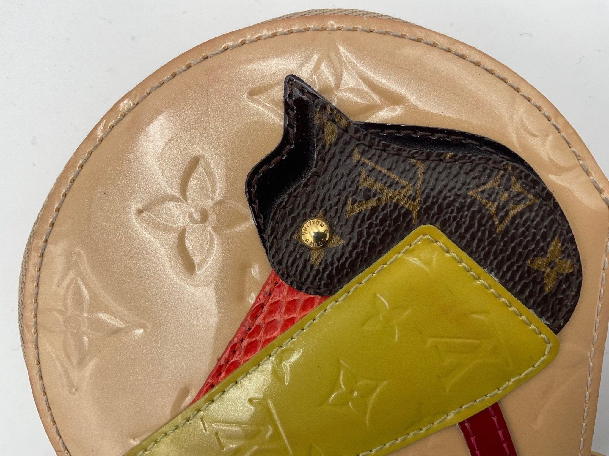 Louis Vuitton LOUIS VUITTON Micro Boite Chapeau Patent Patchwork LV Bird Coin Purse - RIMODA