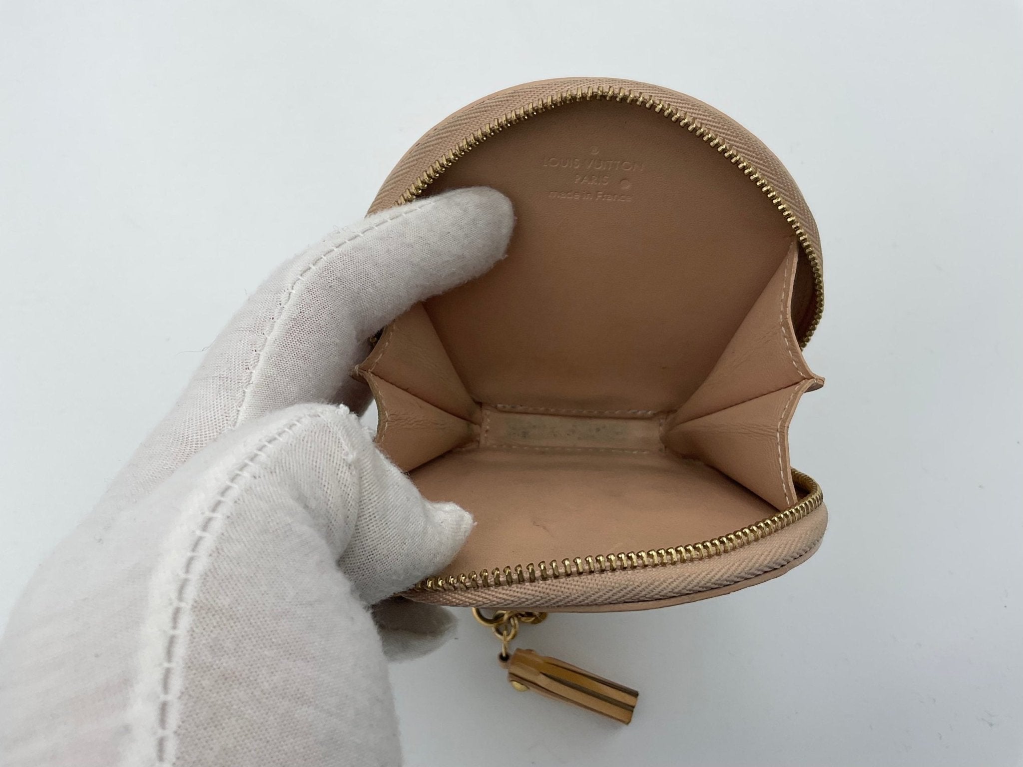 Louis Vuitton LOUIS VUITTON Micro Boite Chapeau Patent Patchwork LV Bird Coin Purse - RIMODA